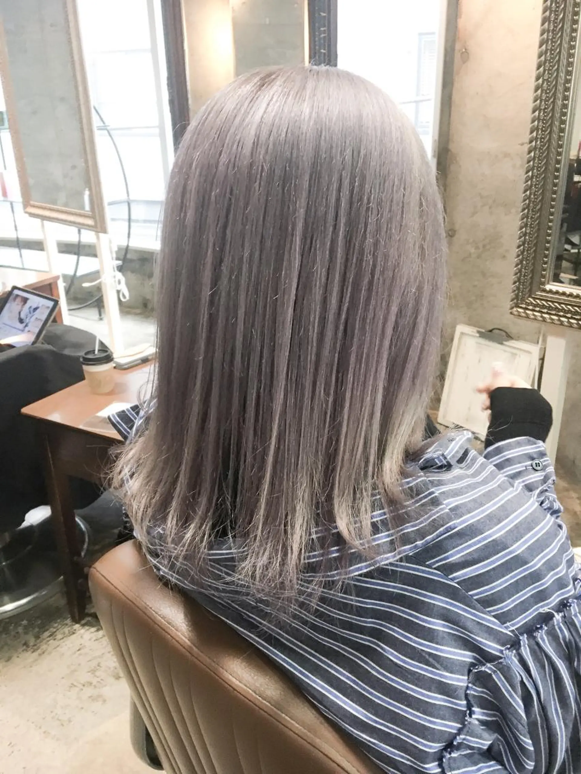 セミロング カラー 北條 優輝のヘアスタイル