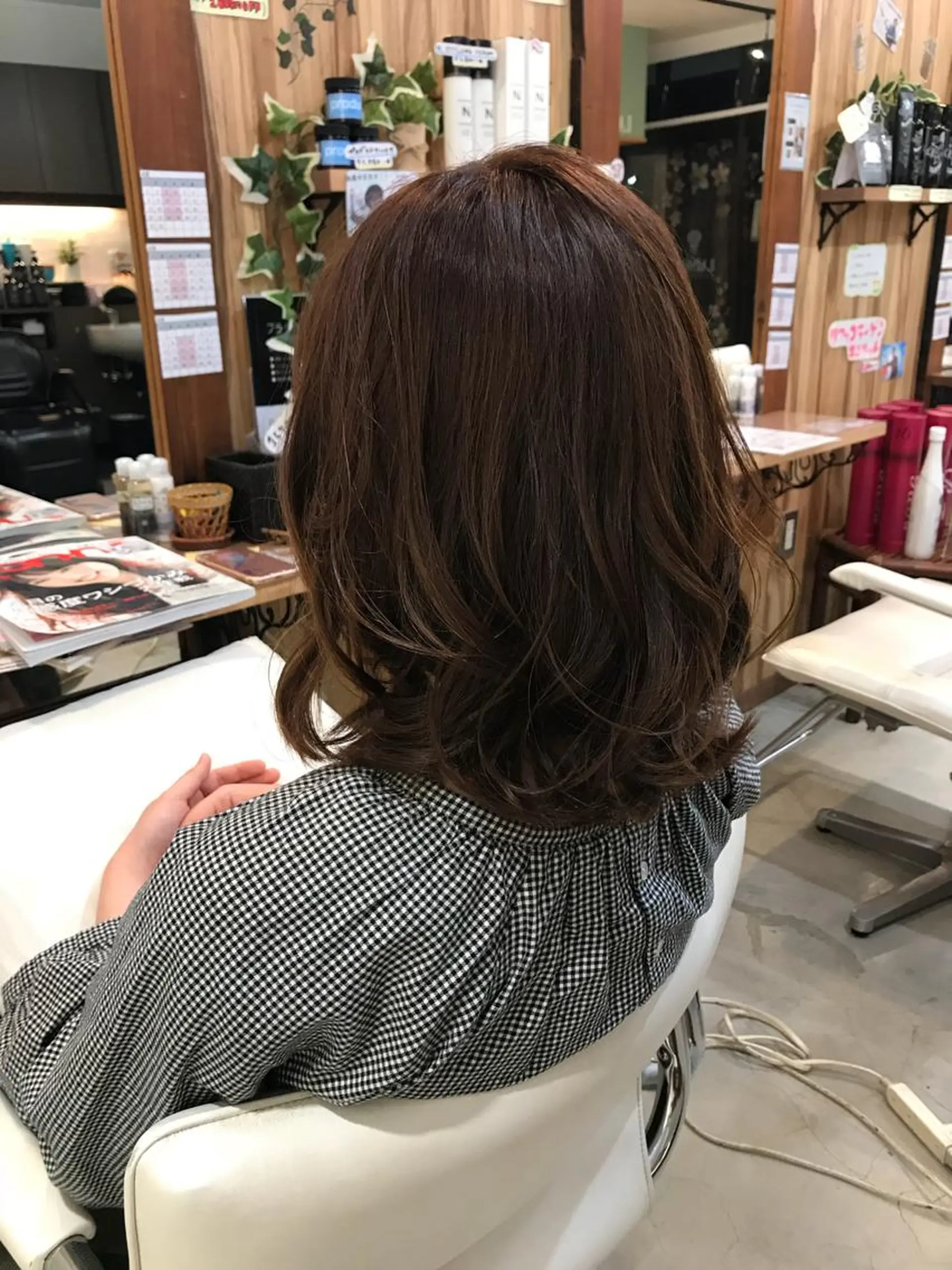 ミディアム カラー Laissez Deuxのヘアスタイル