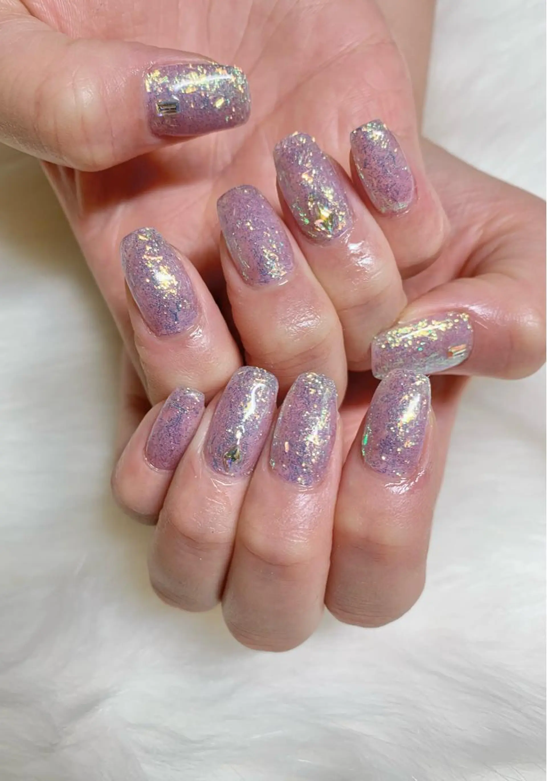 セミロング ネイル 韓国風ヘア キラキラネイル 韓国ネイル ラメ(グリッター) シンプルネイル ハンドネイル R nailのネイルデザイン