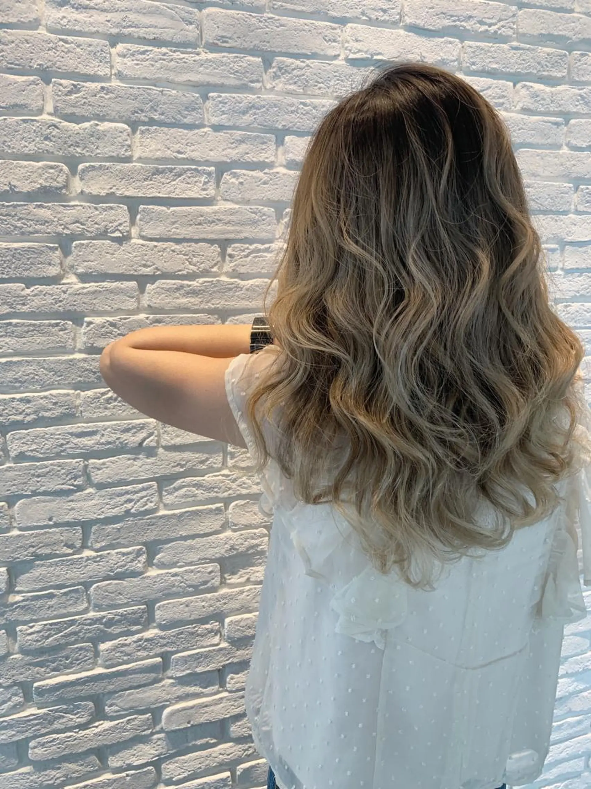 ロング ハイライト Pēji所属・松村 総のヘアスタイル