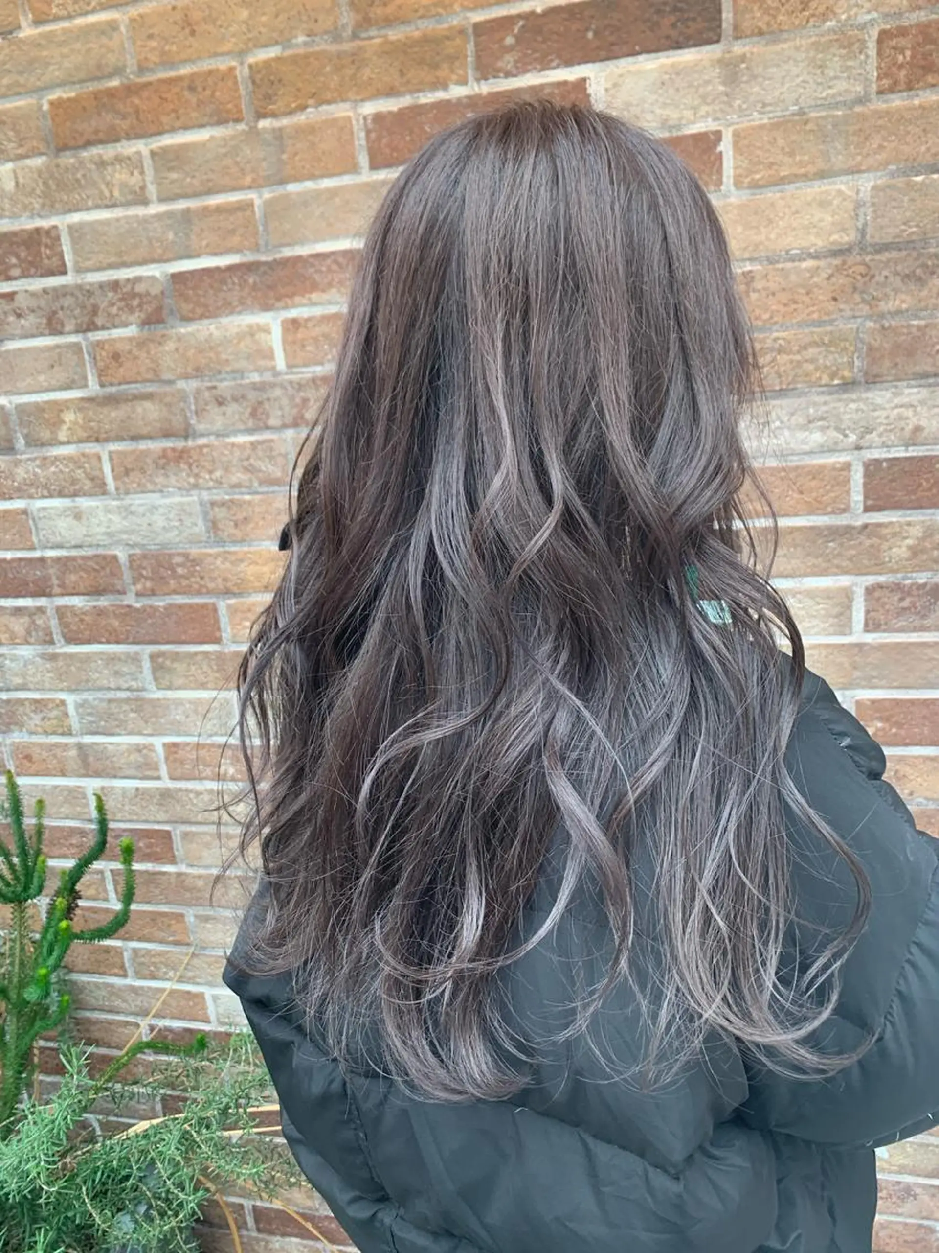 ロング カラー カット ヘアカラー トリートメント t.a.g所属・韓国レイヤー×艶髪 ハイトーンRyukiのヘアスタイル