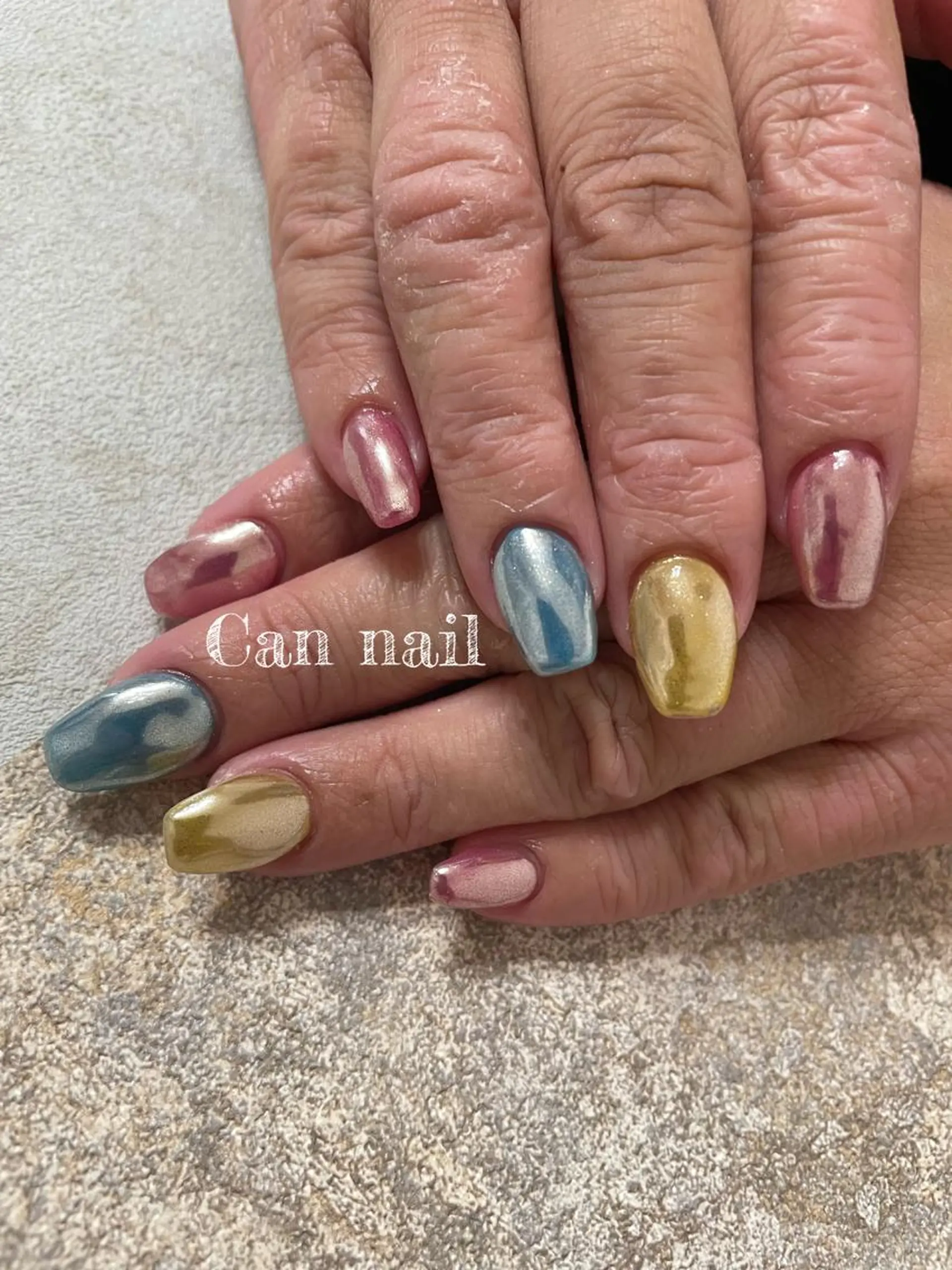 ミディアム ネイル Parfum パルファンのネイルデザイン