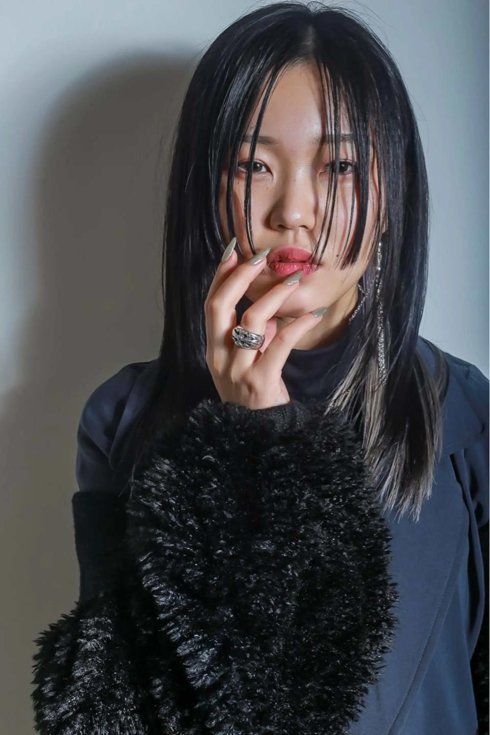 セミロング カラー 伊藤 裕貴のヘアスタイル