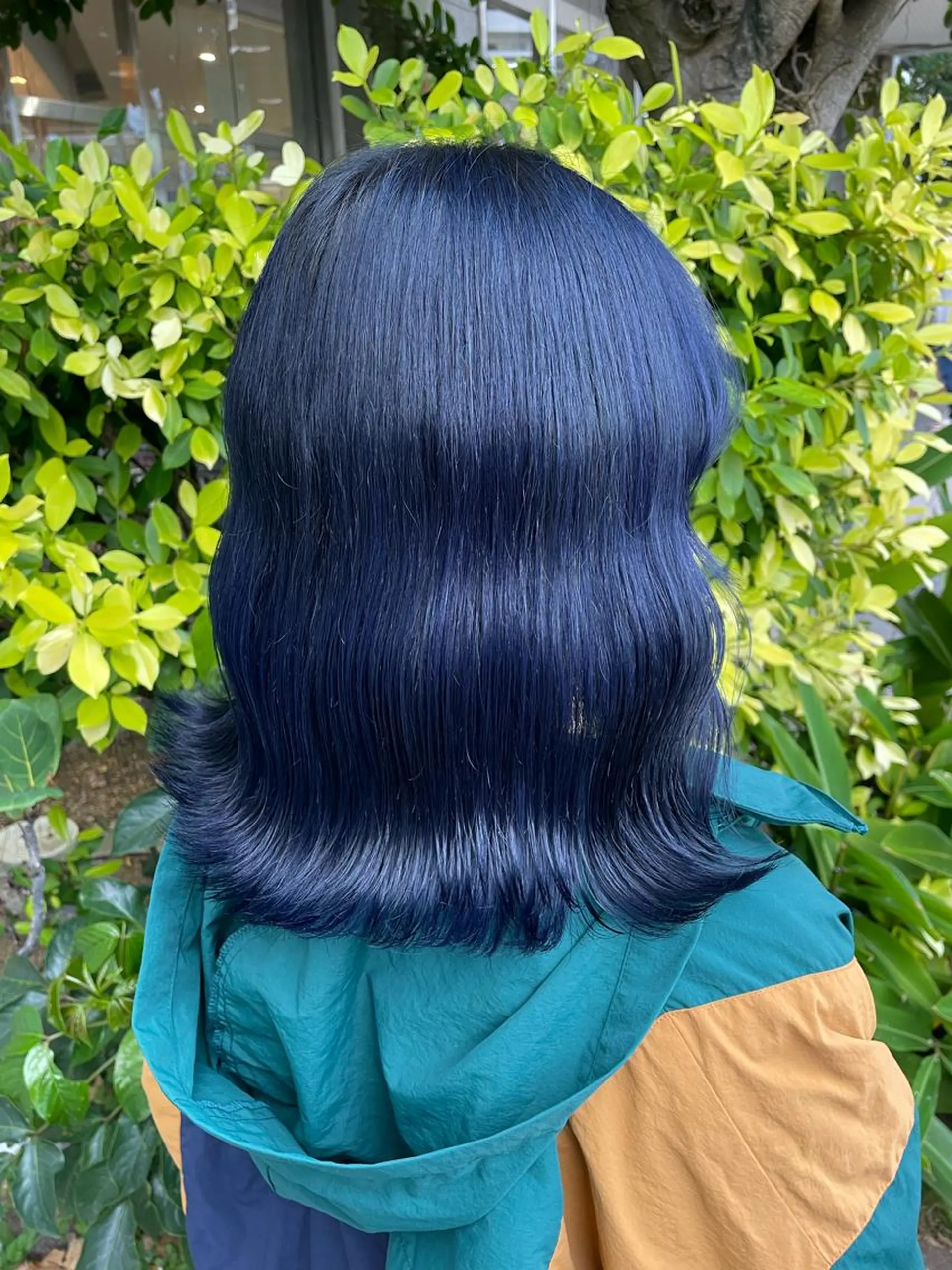 セミロング カラー ブルーカラー LUXBE LUCE 那覇小禄イオン店所属・LUXBE LUCE ひなののヘアスタイル