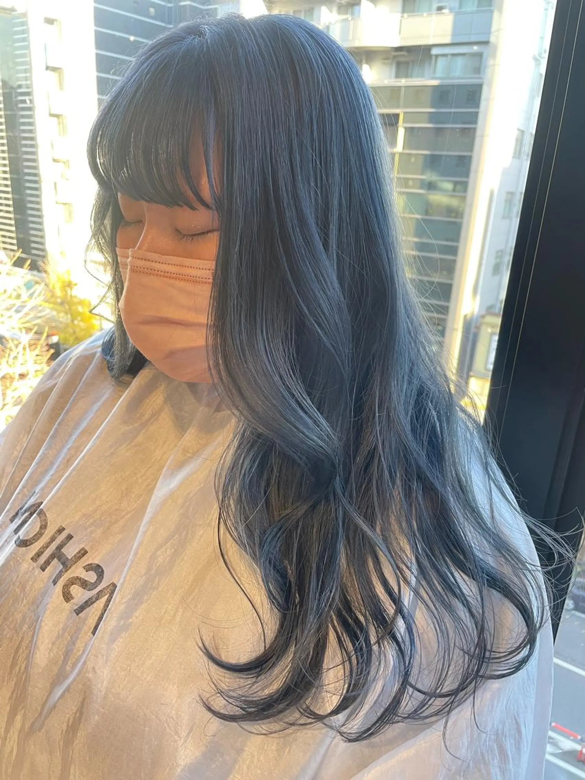 ミディアム カラー ブルーカラー ネイビーカラー ヘアカラー トリートメント ブリーチ👩‍🦳/ ‪✂︎MANAMIのヘアスタイル