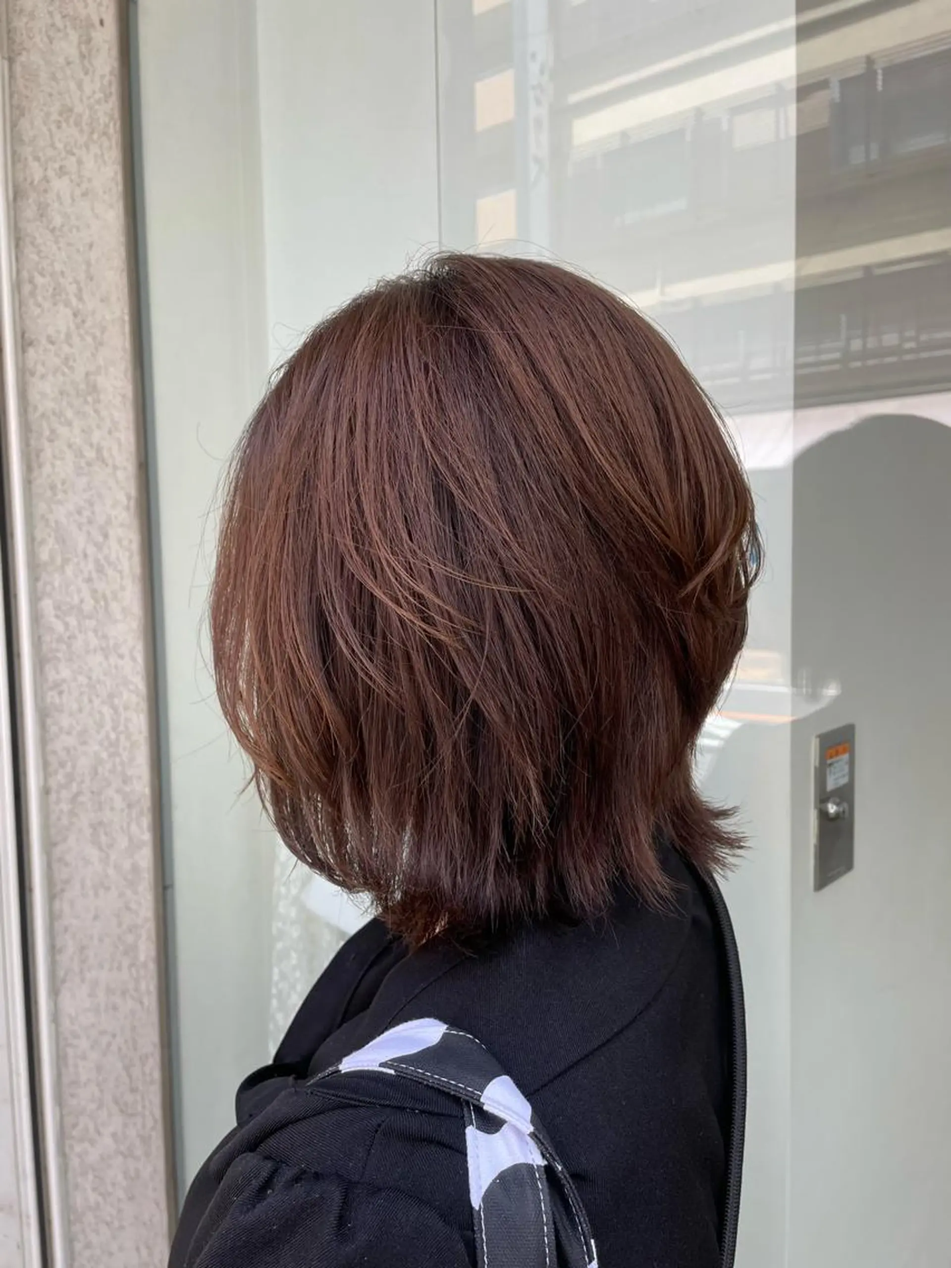 ミディアム カット CoCooN Hiromiのヘアスタイル