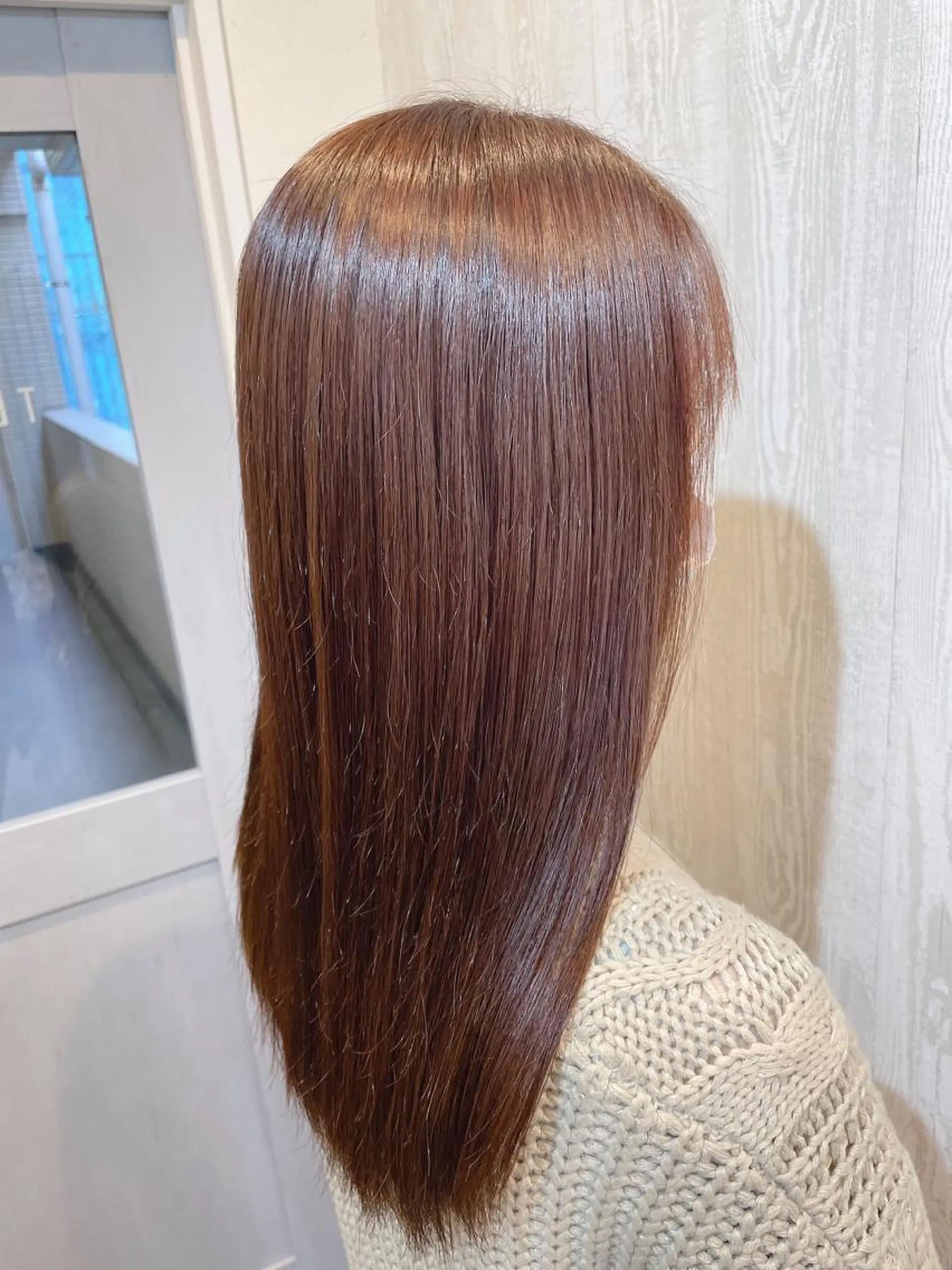 ミディアム カラー ヘアアレンジ ピンクカラー レッドカラー HUENEST アカデミーサロンのヘアスタイル