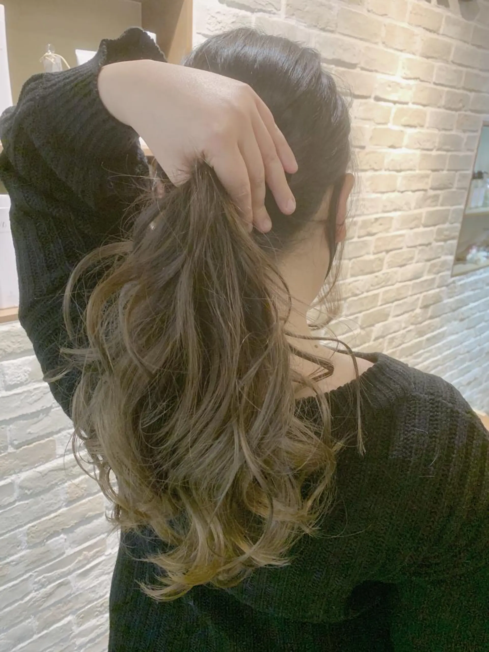 ロング カット ヘアカラー リンネ 甲東園のヘアスタイル