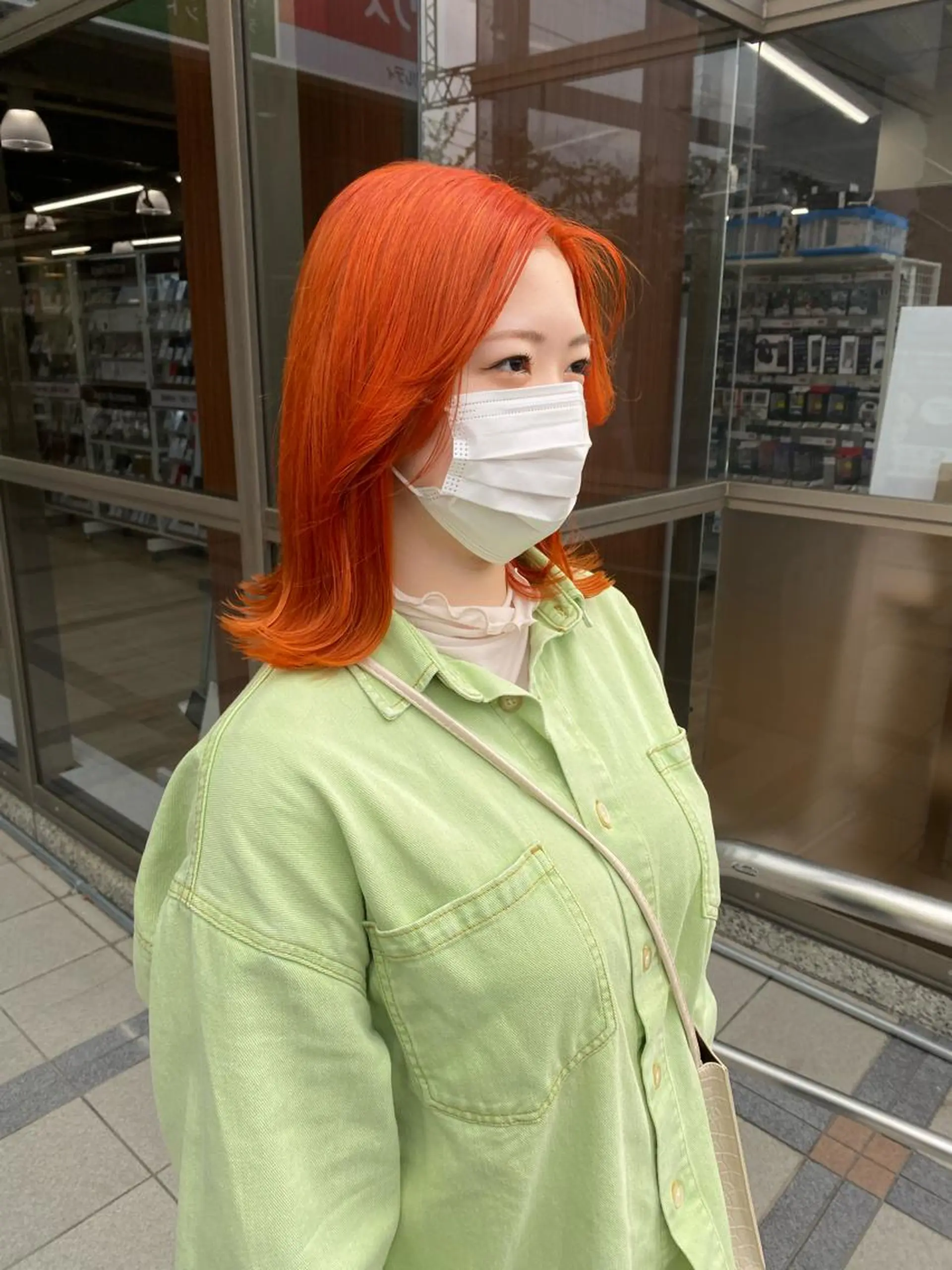 カラー オレンジ カット ヘアカラー トリートメント CHAINON 木原崇了のヘアスタイル
