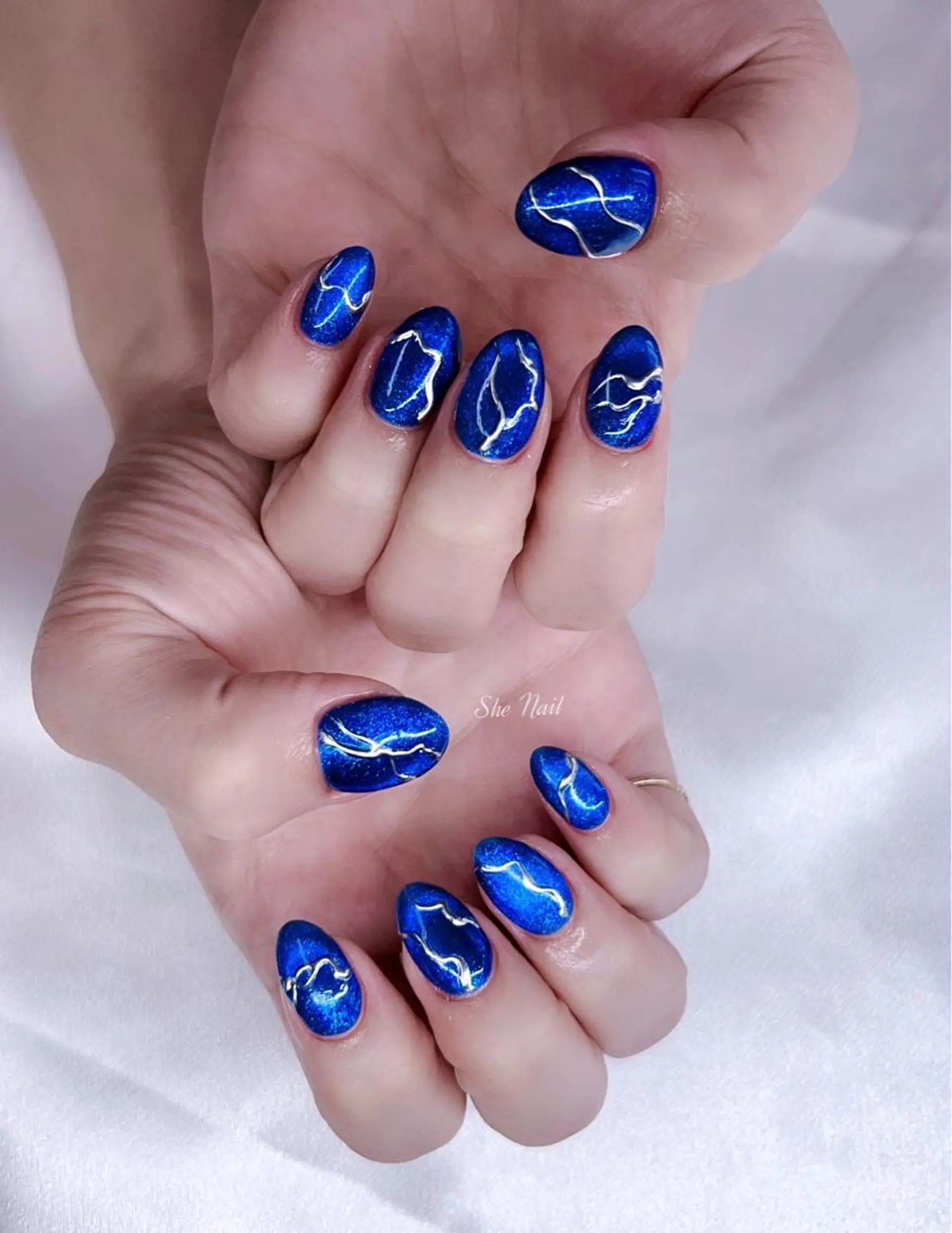 ネイル チークネイル 長さ出し マグネットネイル 持ち込み ワンカラーネイル ハンドネイル She   Nail所属・ISA_ BELLAのネイルデザイン