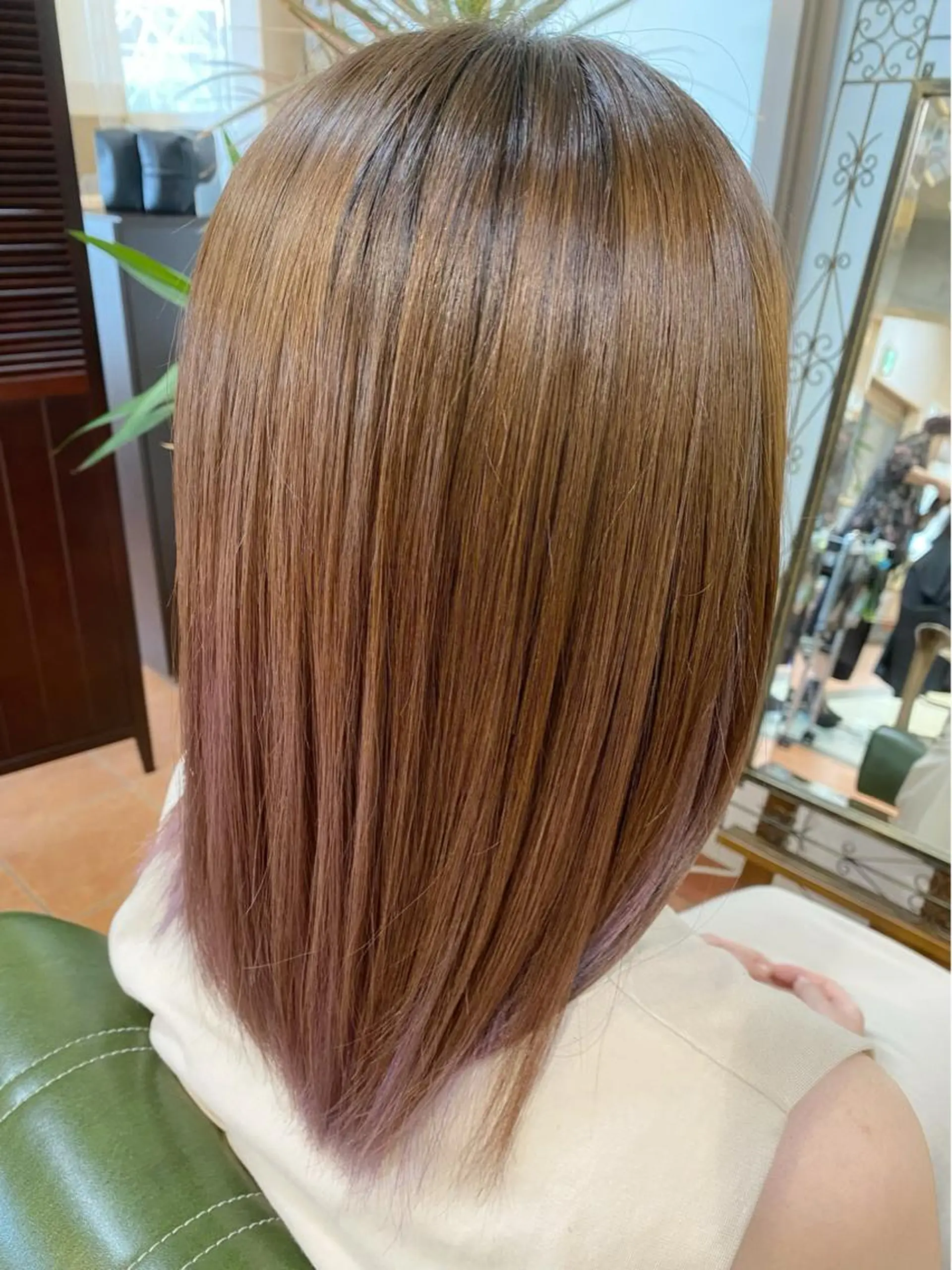 ミディアム カラー ヘアカラー トリートメント 石井 佑樹のヘアスタイル