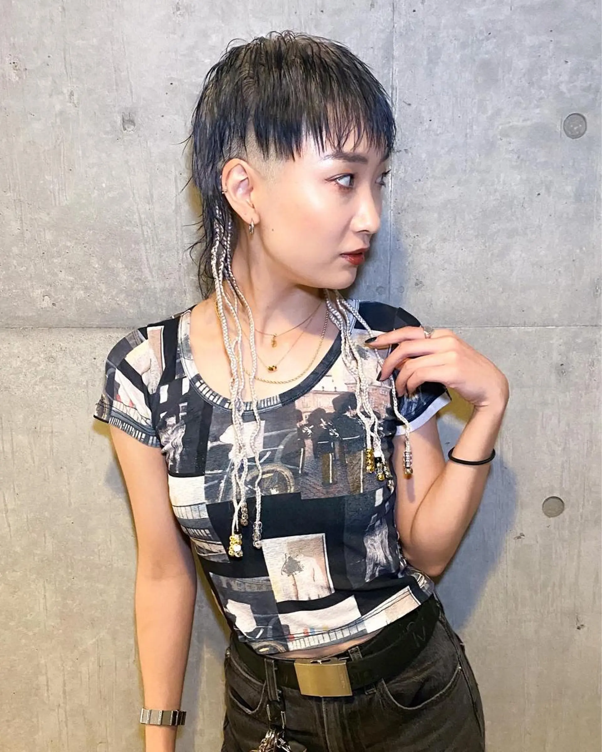 ショート カラー ヘアアレンジ エクステ エクステ ヘアセット Repos by moi所属・RINA/特殊ヘア/ 高発色ワンカラーのヘアスタイル