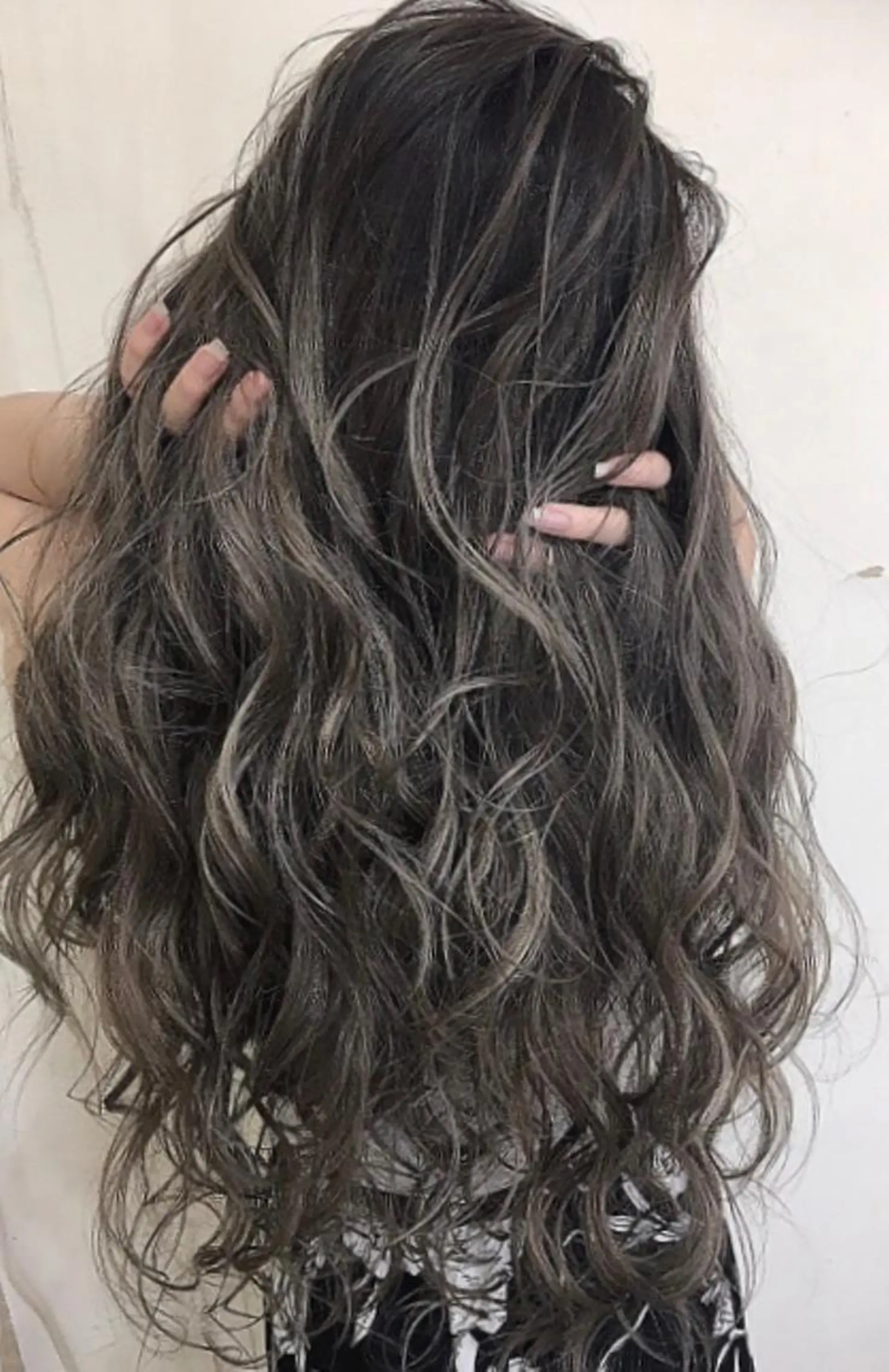 ロング カラー ハイライトカラー ハイライト ヘアカラー トリートメント 海外ヘア/ 長谷川　裕起のヘアスタイル