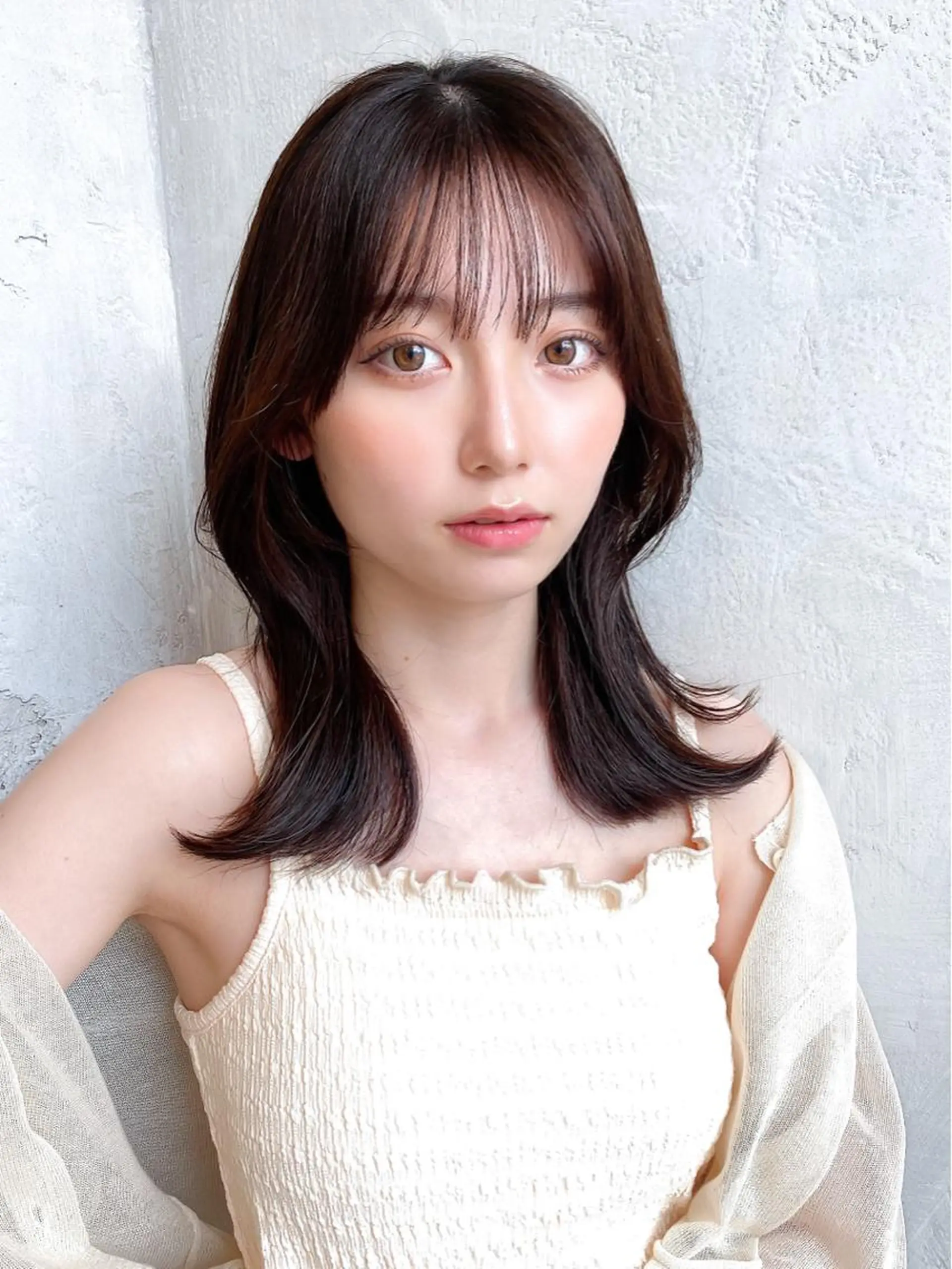 ミディアム カラー ベージュカラー ブラウンカラー ブラウンベージュ くびれヘア 顔周りカット カット ヘアカラー トリートメント 顔周り/くびれヘア 韓国ヘア💕風間るなのヘアスタイル