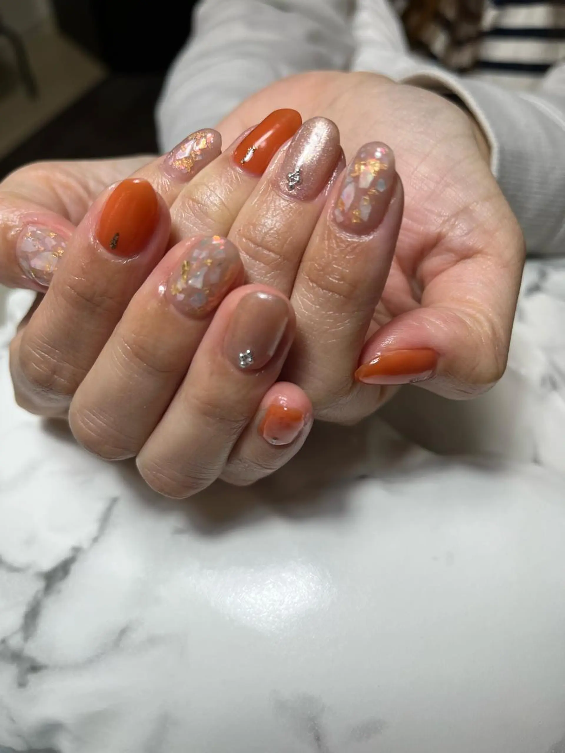 ミディアム ハンドネイル aki_orenge nailのネイルデザイン