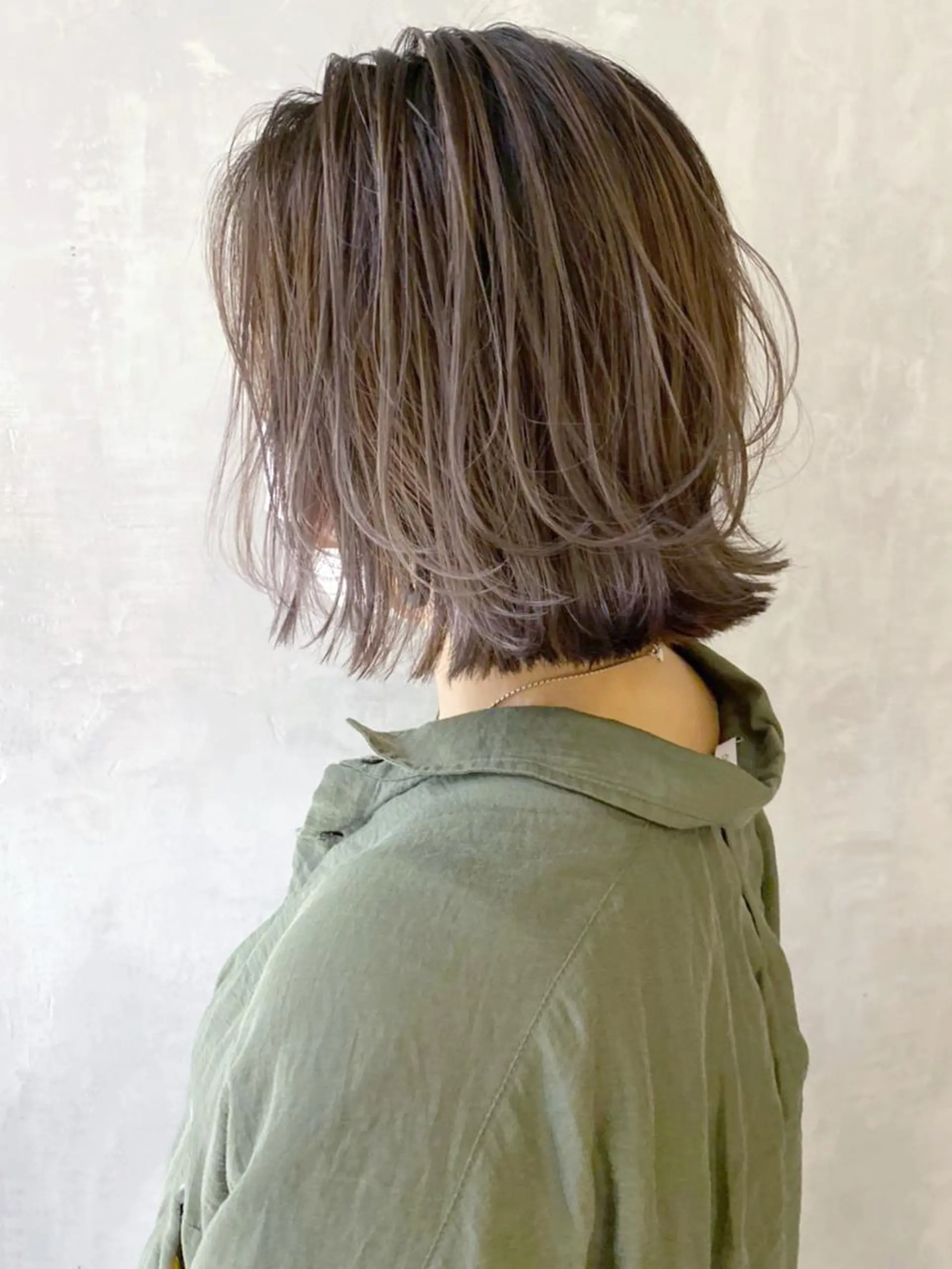 ミディアム カラー パーマ ヘアアレンジ バレイヤージュ レイヤーカット ITbyALBUM 八王子店のヘアスタイル