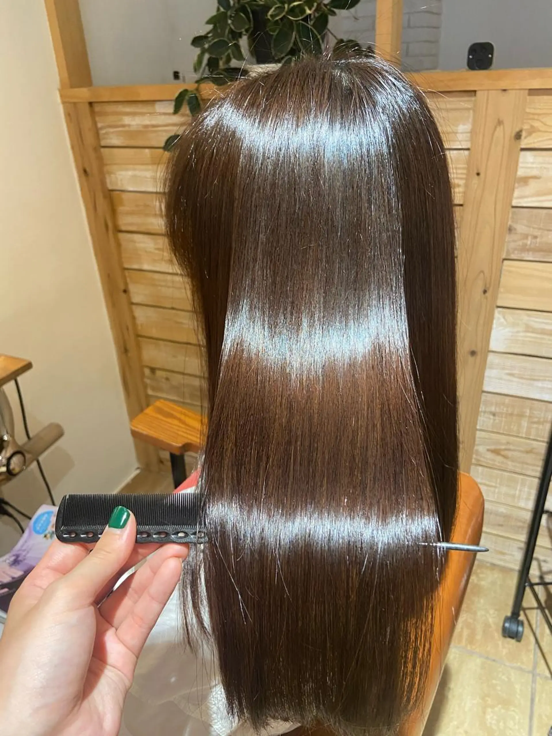 ロング ayumi🦖/ ブリーチカラーのヘアスタイル