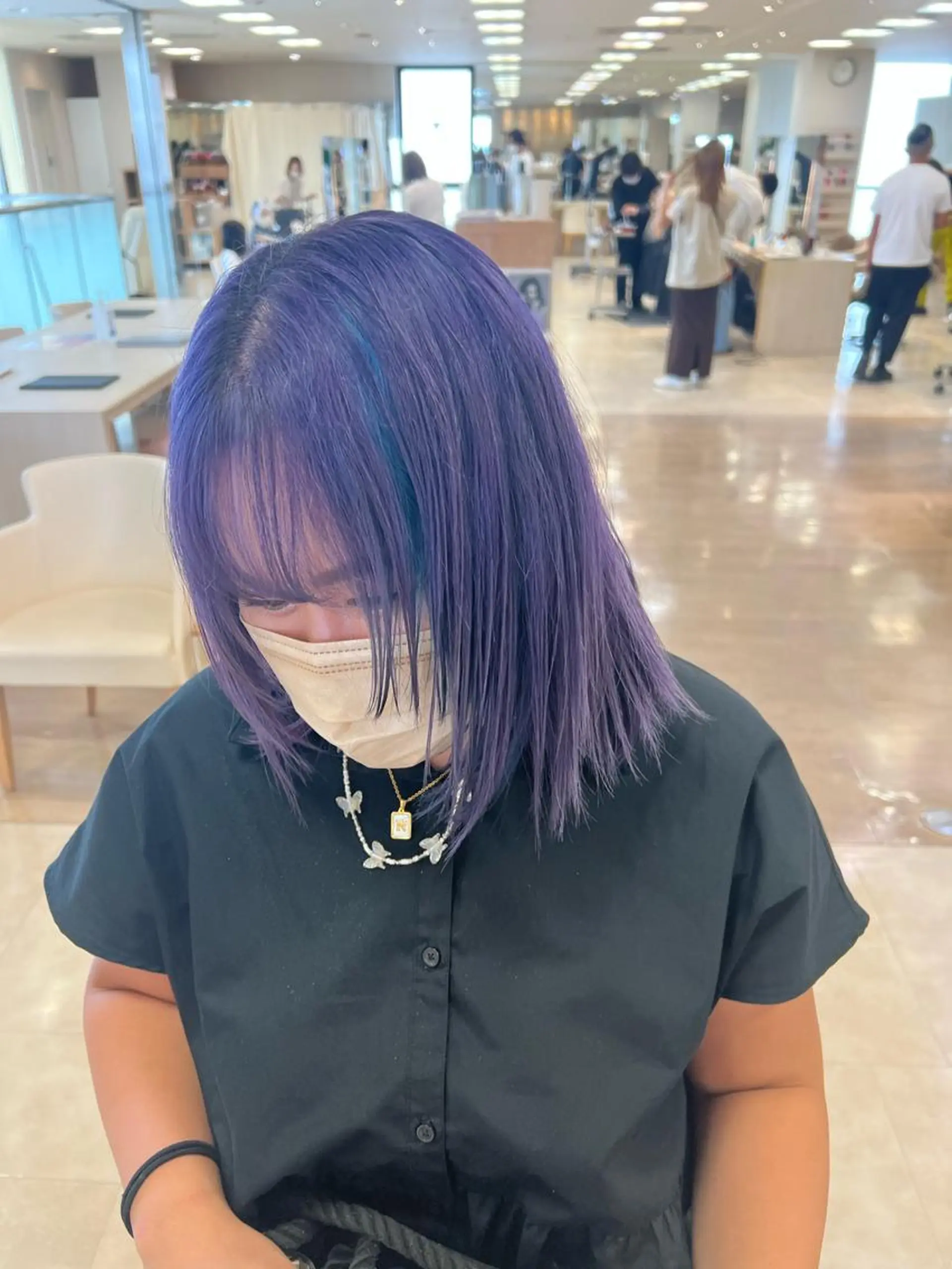 ミディアム カラー カット ヘアカラー トリートメント ヘアセット ハイトーン/ウルフ /レイヤー/坂野幸伸のヘアスタイル