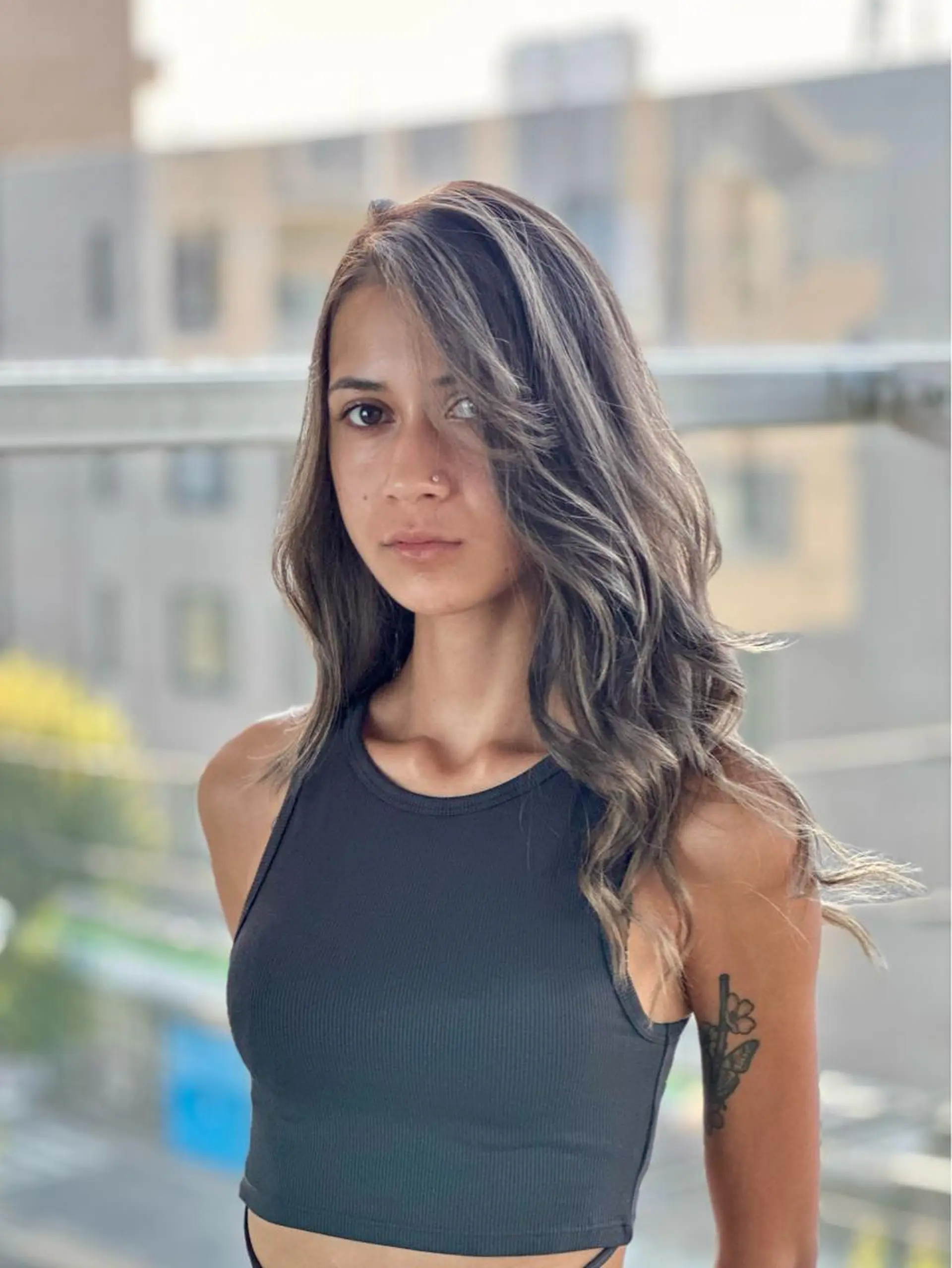 ロング 外国人風カラー レイヤーカット ヘアカラー トリートメント 美容室ジェミニ所属・小川 修平のヘアスタイル