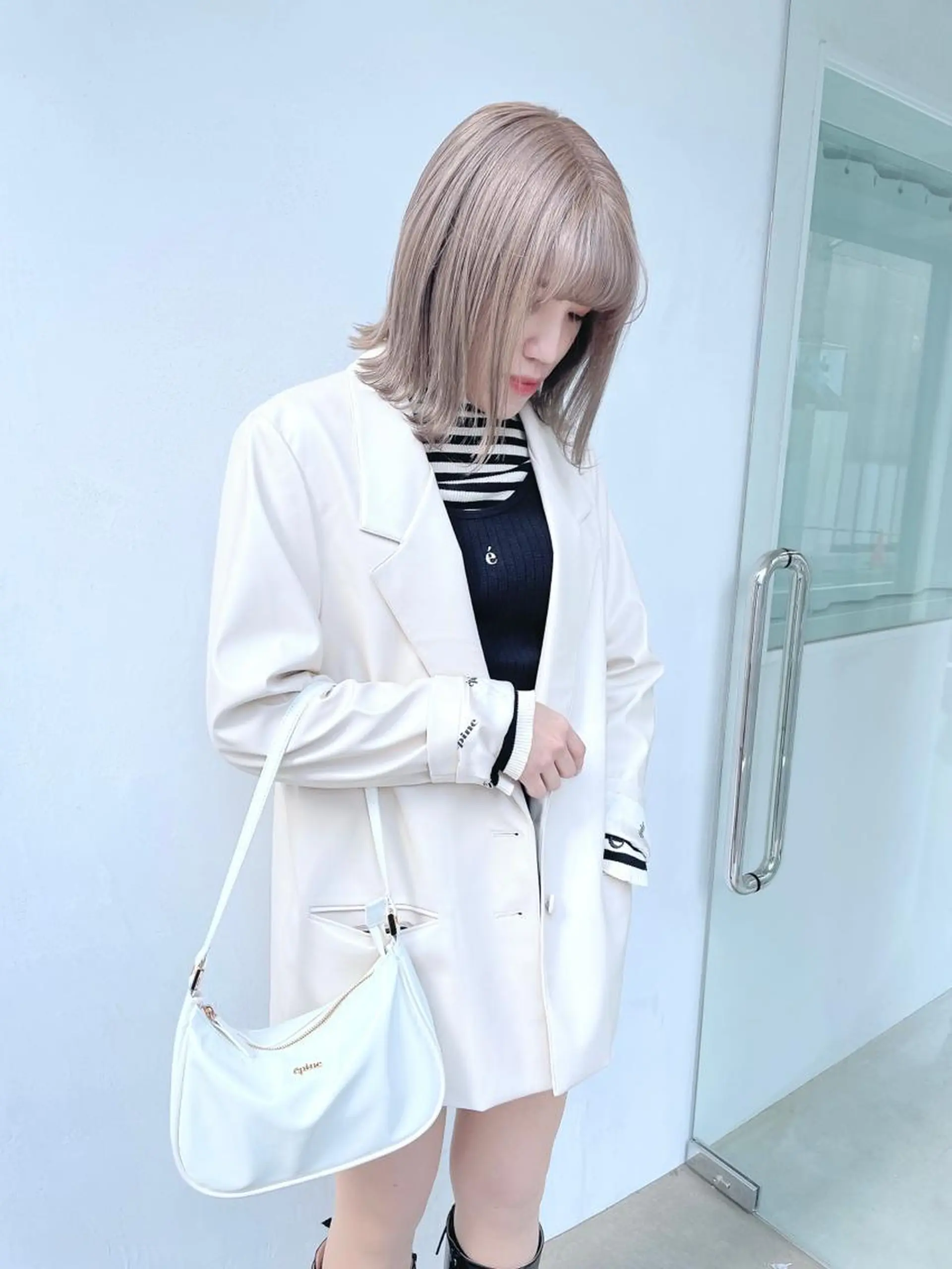 ミディアム カラー ブリーチ グレージュ 🍨モテベージュ🩰 miraiのヘアスタイル