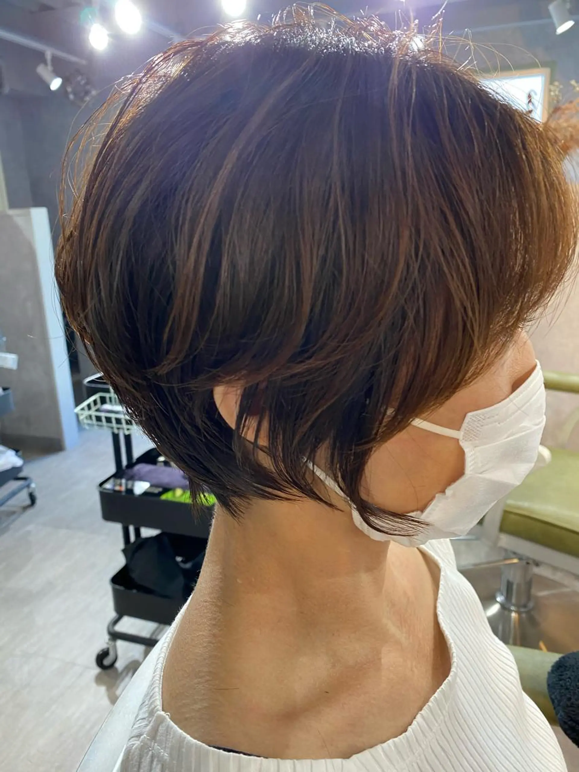 ショート カラー くせ毛 ショートヘア カット ヘアカラー トリートメント 久保亮太 /大人ショートのヘアスタイル