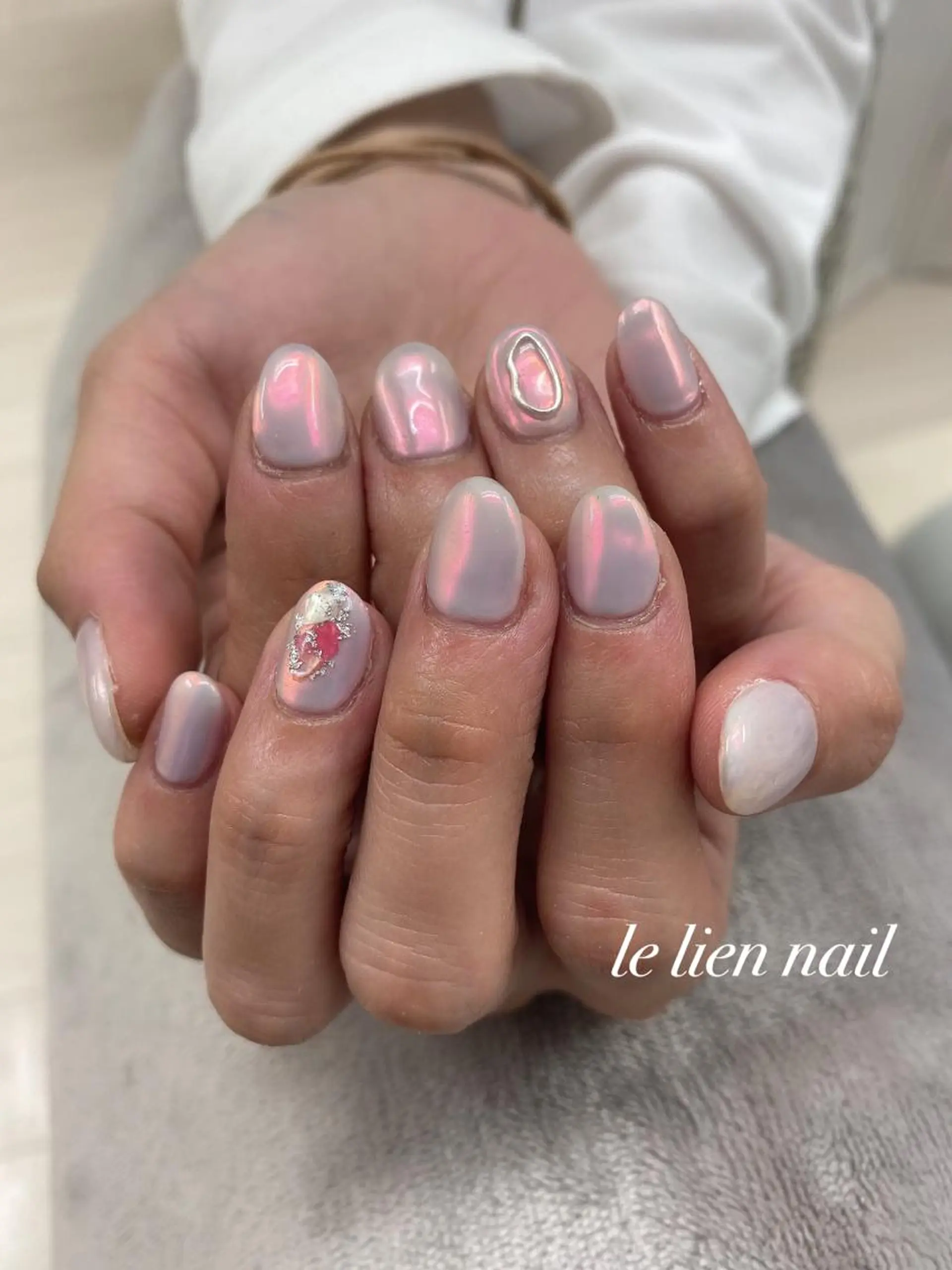 ネイル アートネイル オーロラネイル ミラーネイル ハンドネイル le lien nailのネイルデザイン