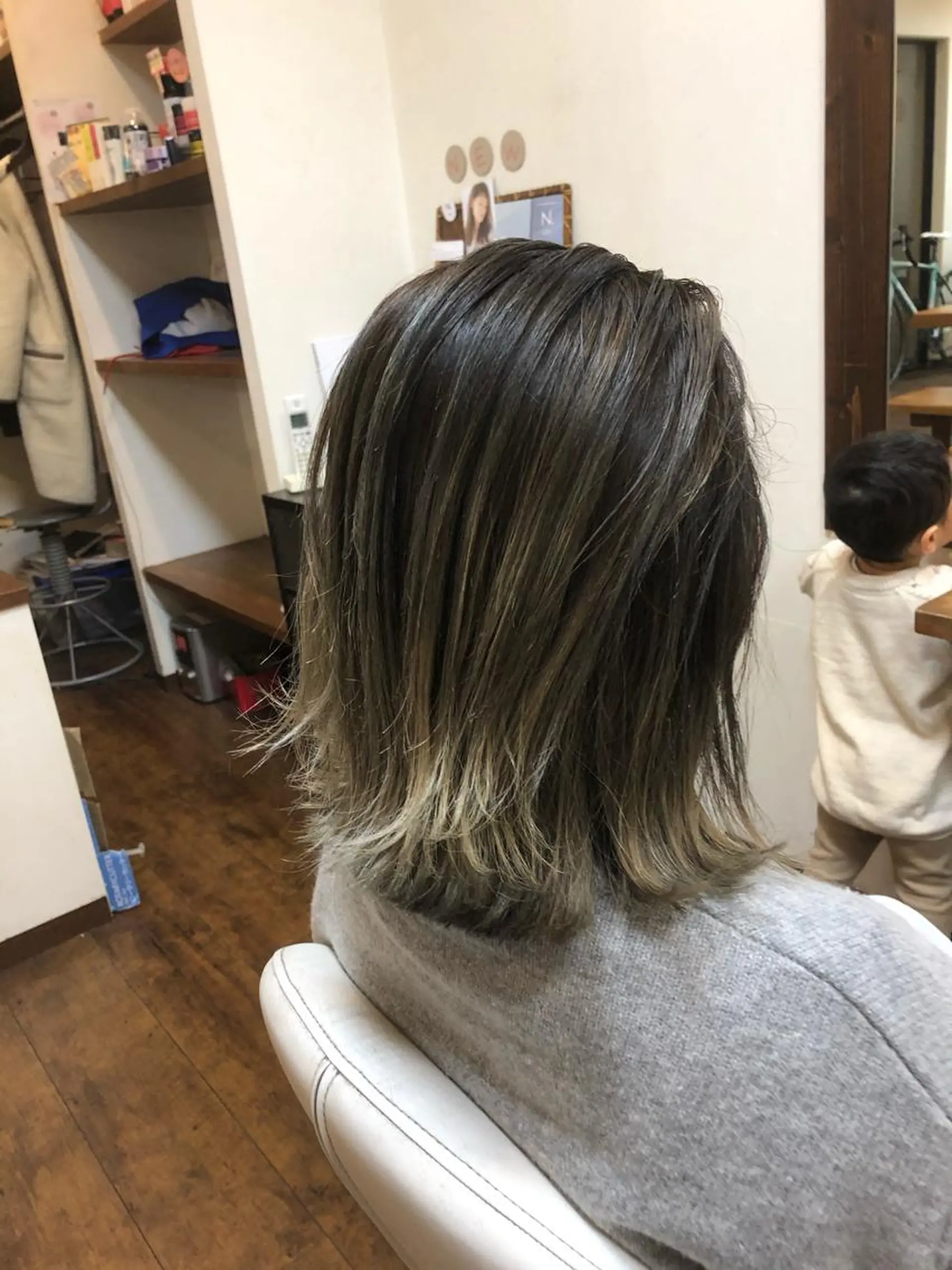 ミディアム カラー バレイヤージュ ブリーチ イルミナカラー レイヤーカット ヘアカラー トリートメント ヘアーズ　ゼロ所属・❤️ヘアーズ ゼロ❤️のヘアスタイル