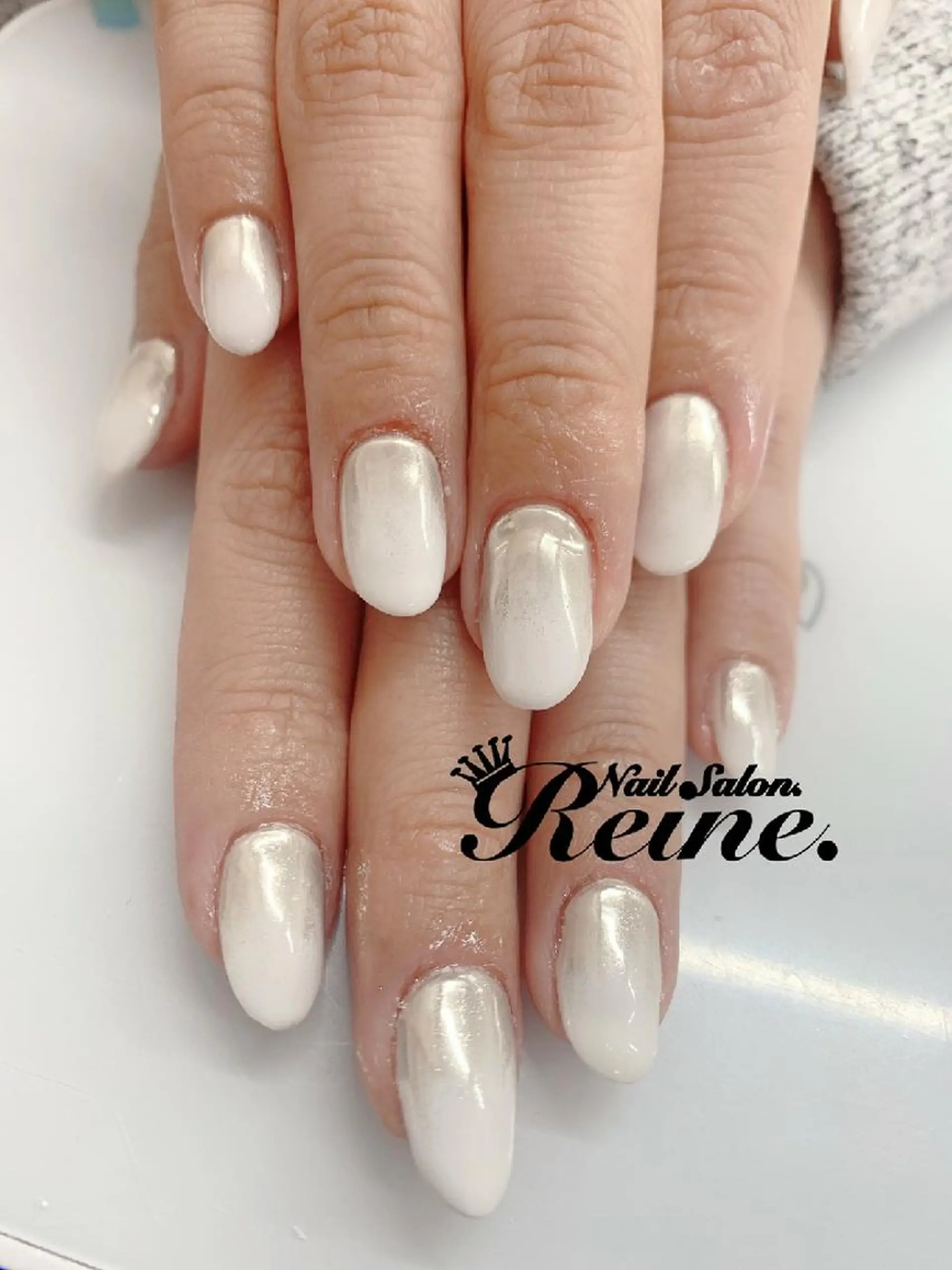 ネイル ホワイト Nailsalon Reine所属・玉栄 伶奈のネイルデザイン