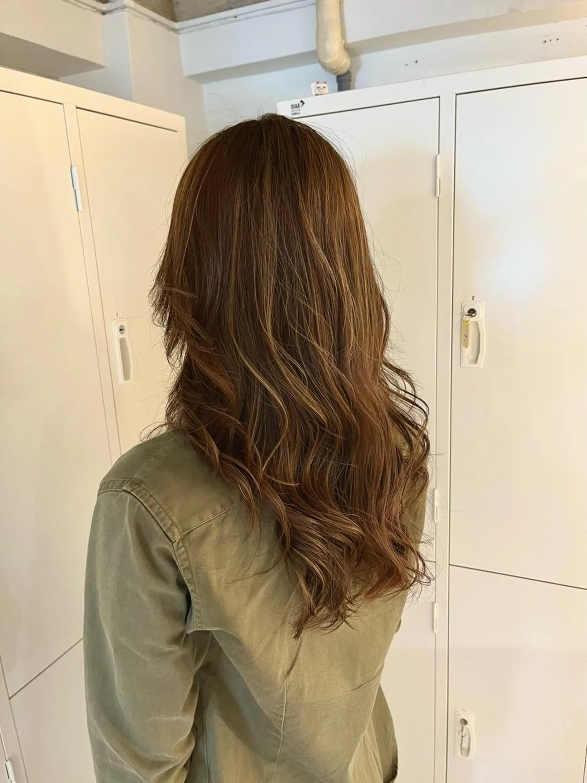 セミロング カラー ヘアカラー トリートメント ヘアセット エクステ/プル エクステKOICHIのヘアスタイル