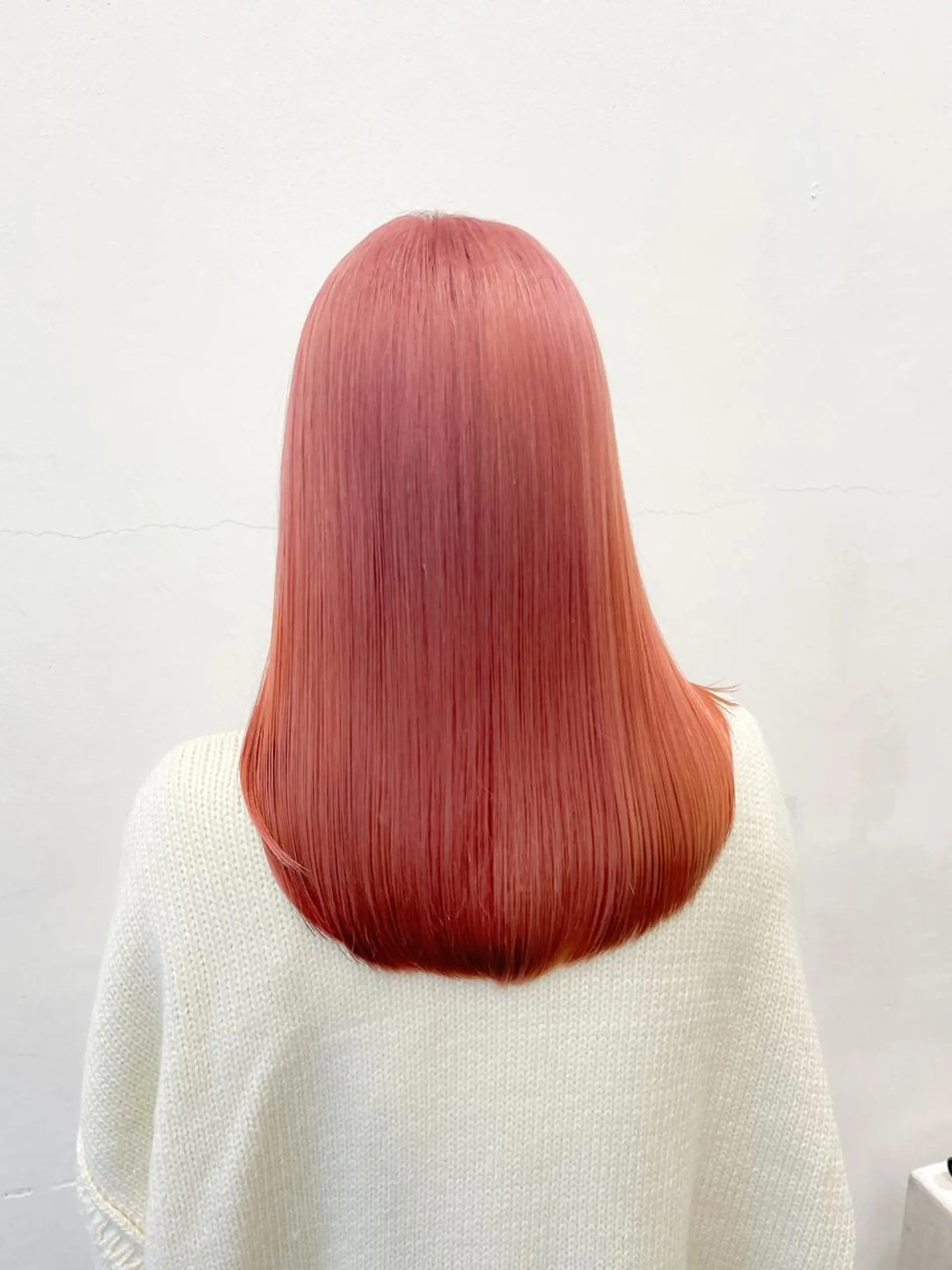 セミロング カラー ベージュカラー 特別モデル価格 タカシマイッセイのヘアスタイル