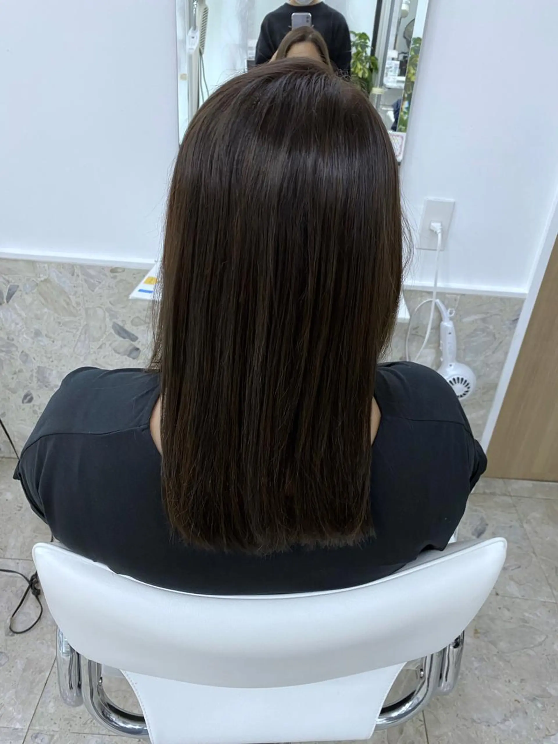 セミロング カラー 🧸縮毛矯正特化 金澤 彩香🎀のヘアスタイル