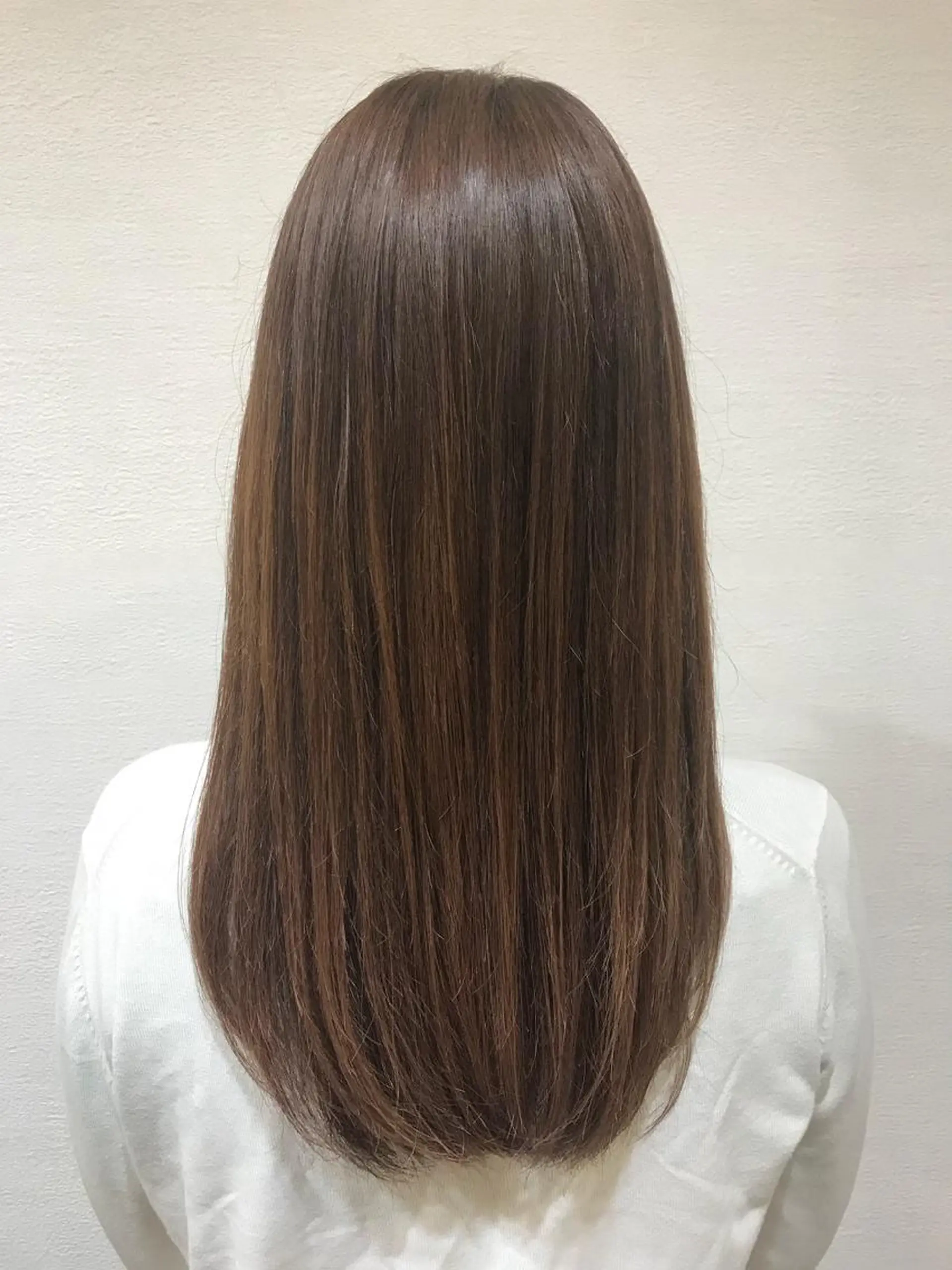 セミロング カラー Ma hoのヘアスタイル