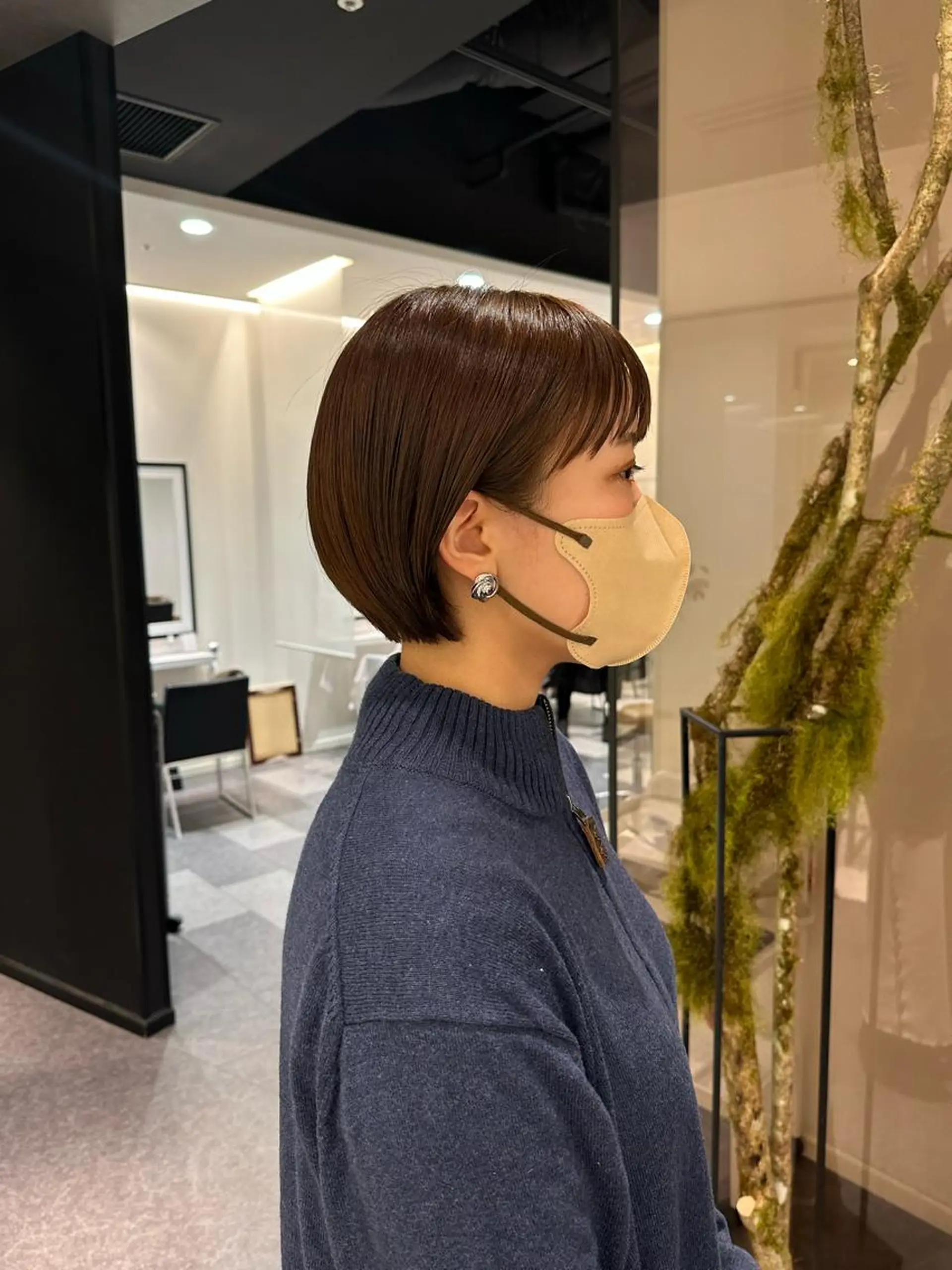 ショート カラー ブリーチ イヤリングカラー ハイライトカラー インナーカラー ブリーチなしカラー 巻ける縮毛矯正/艶 カラーchika🩵のヘアスタイル