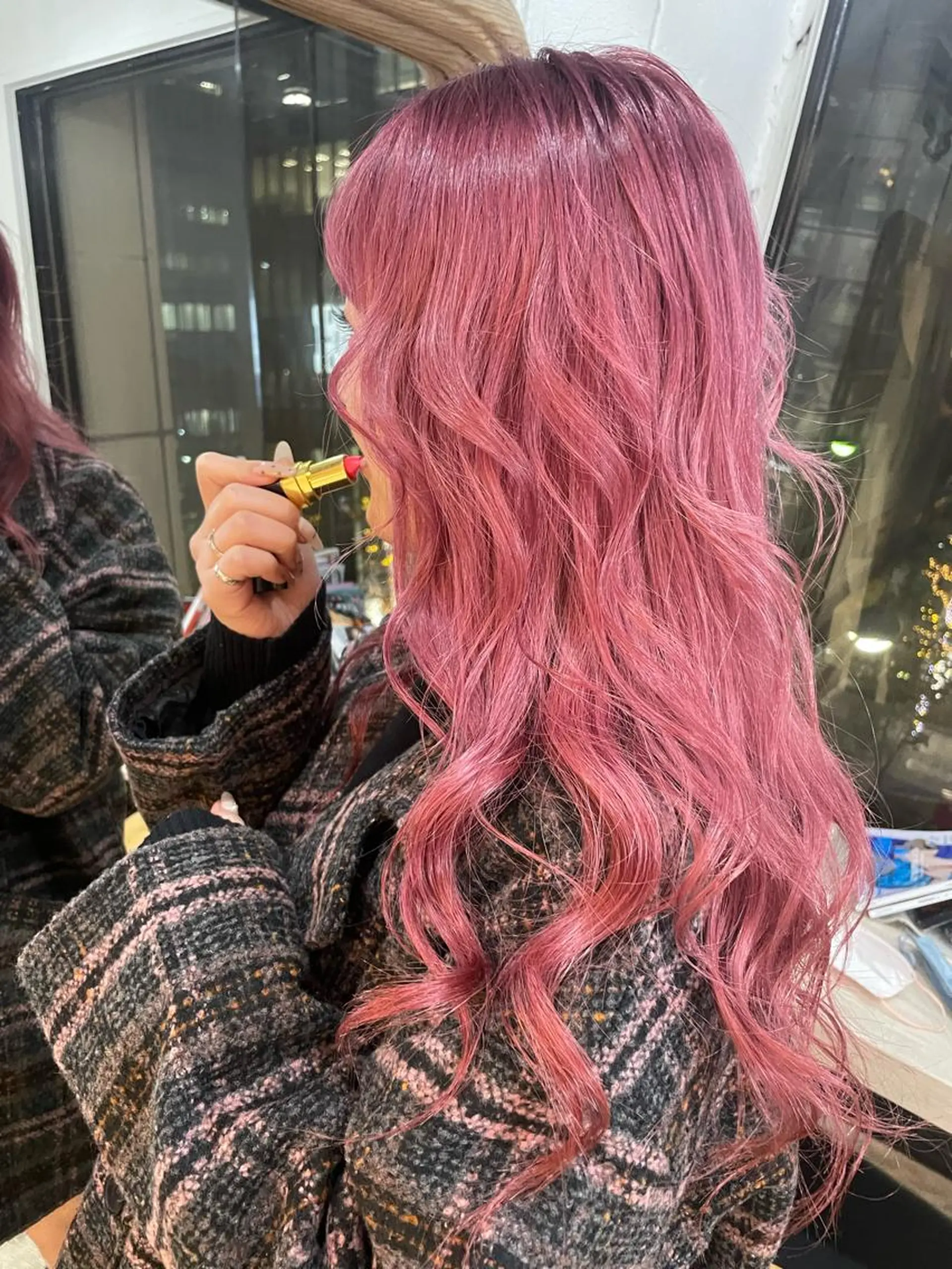 ロング カラー カット ヘアカラー HAIR WORKS HELM所属・ショート✨ボブ✨代表 新田見美仁のヘアスタイル