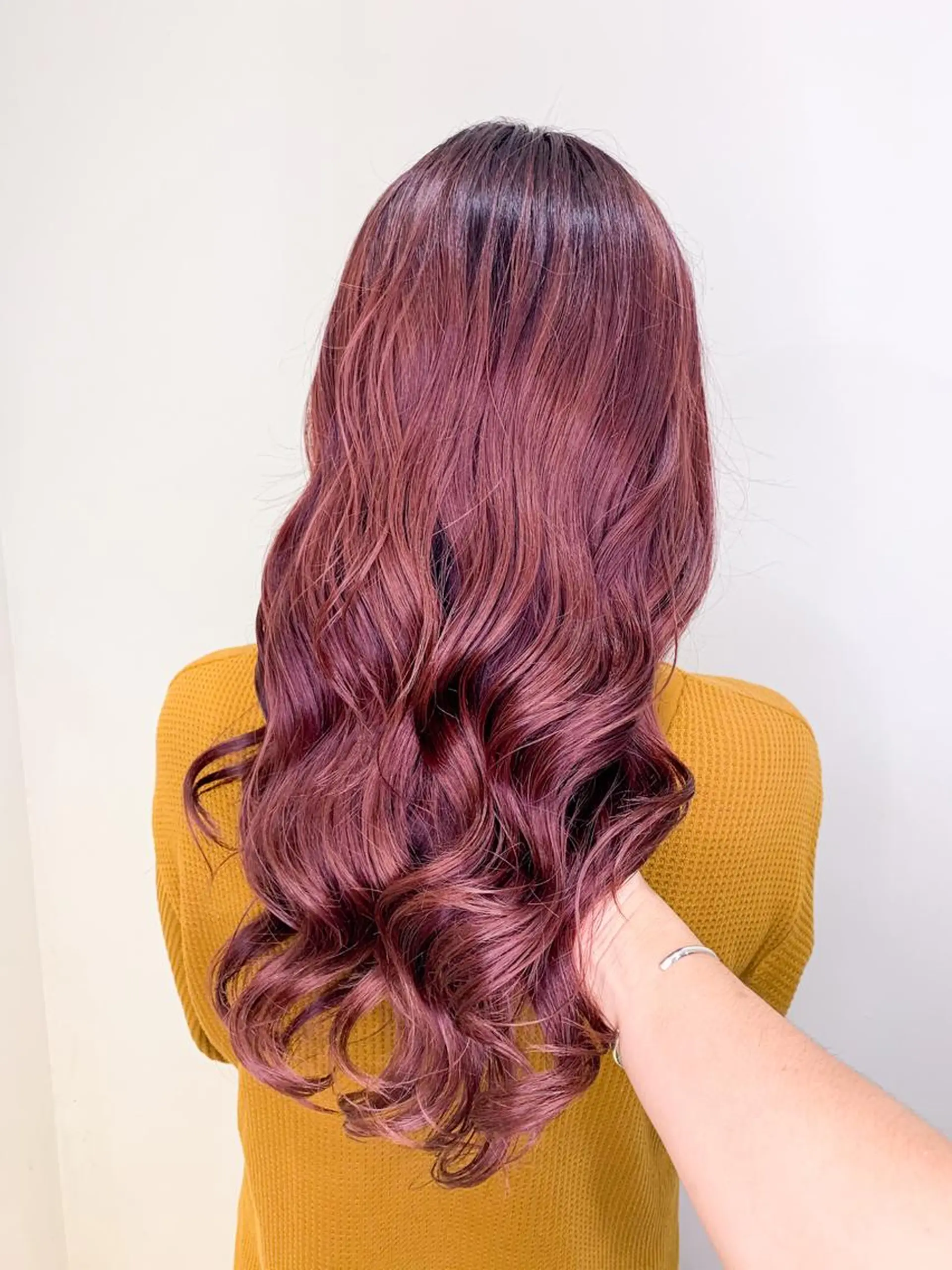 ロング 大人透明感艶カラー 寺田稜のヘアスタイル