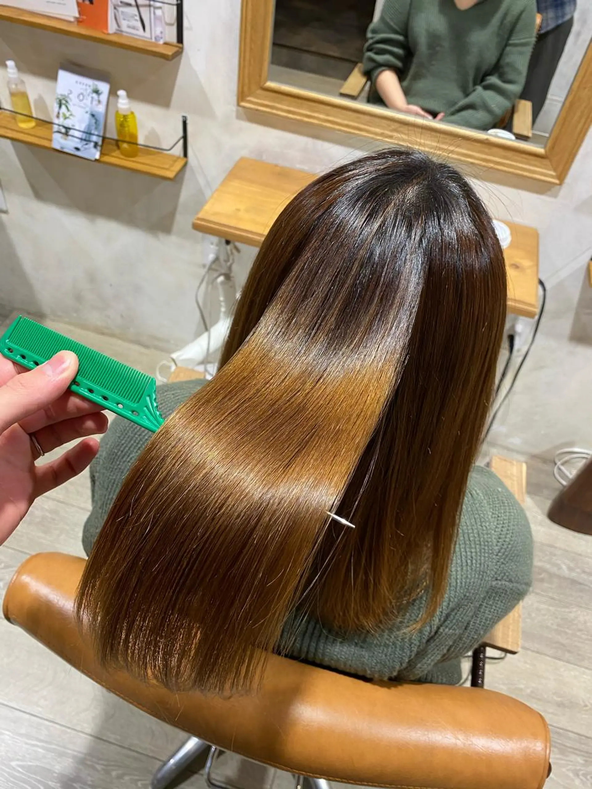 カラー パーマ 縮毛矯正 安部 真輝のヘアスタイル