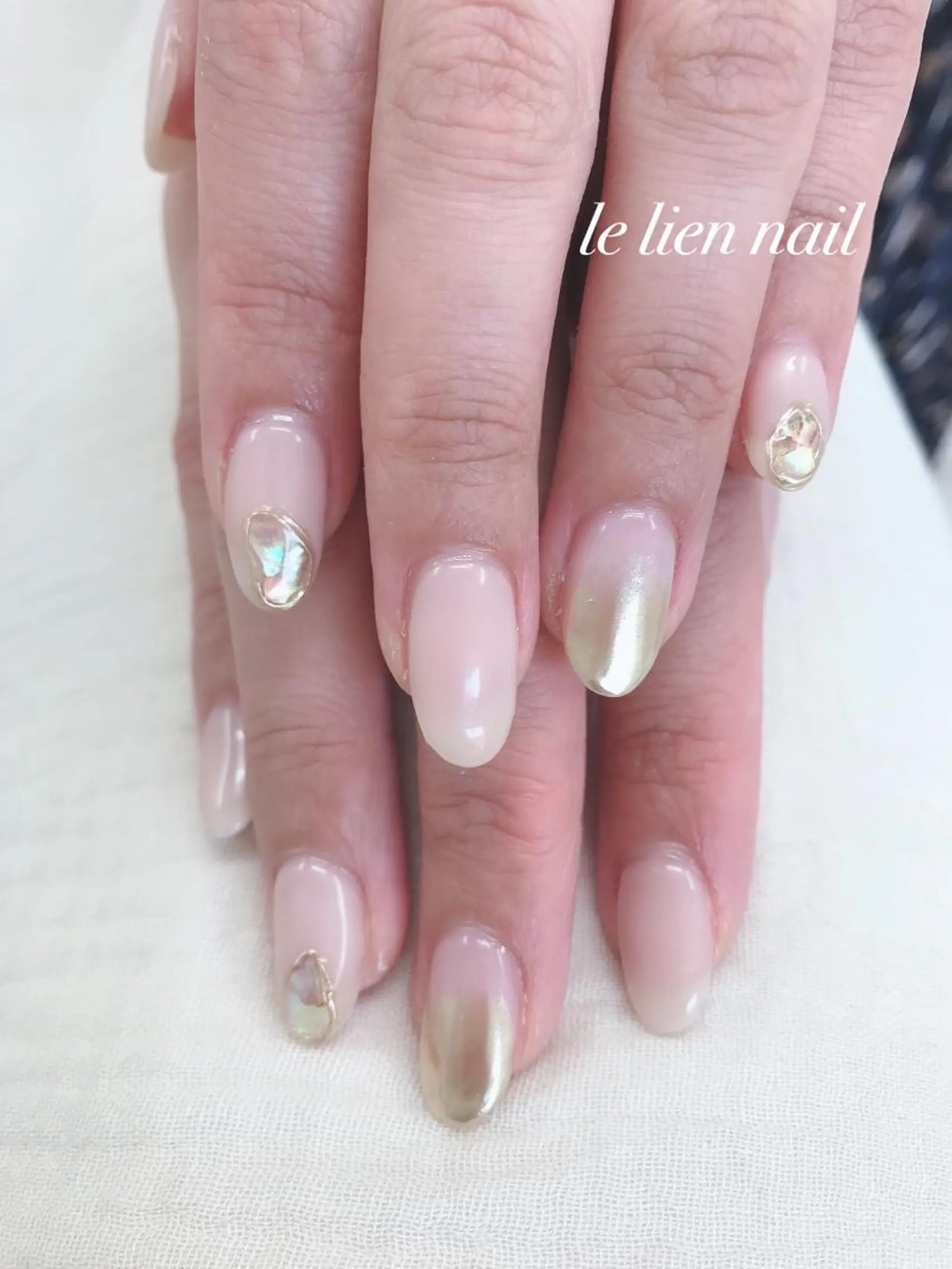 ミディアム ハンドネイル le lien nailのネイルデザイン