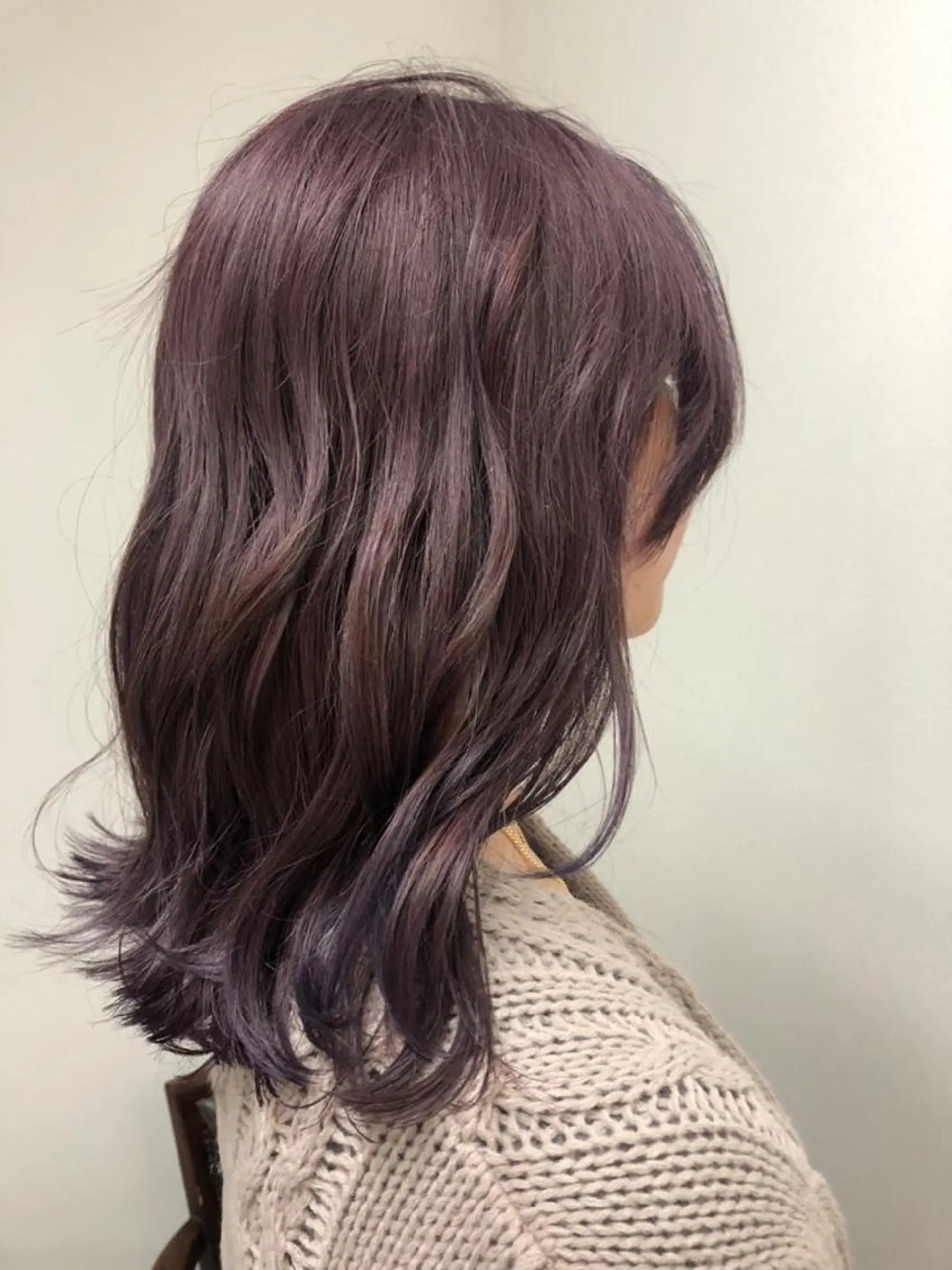 ミディアム カラー アッシュ ブリーチ ラベンダーカラー シムラ カイゲンのヘアスタイル