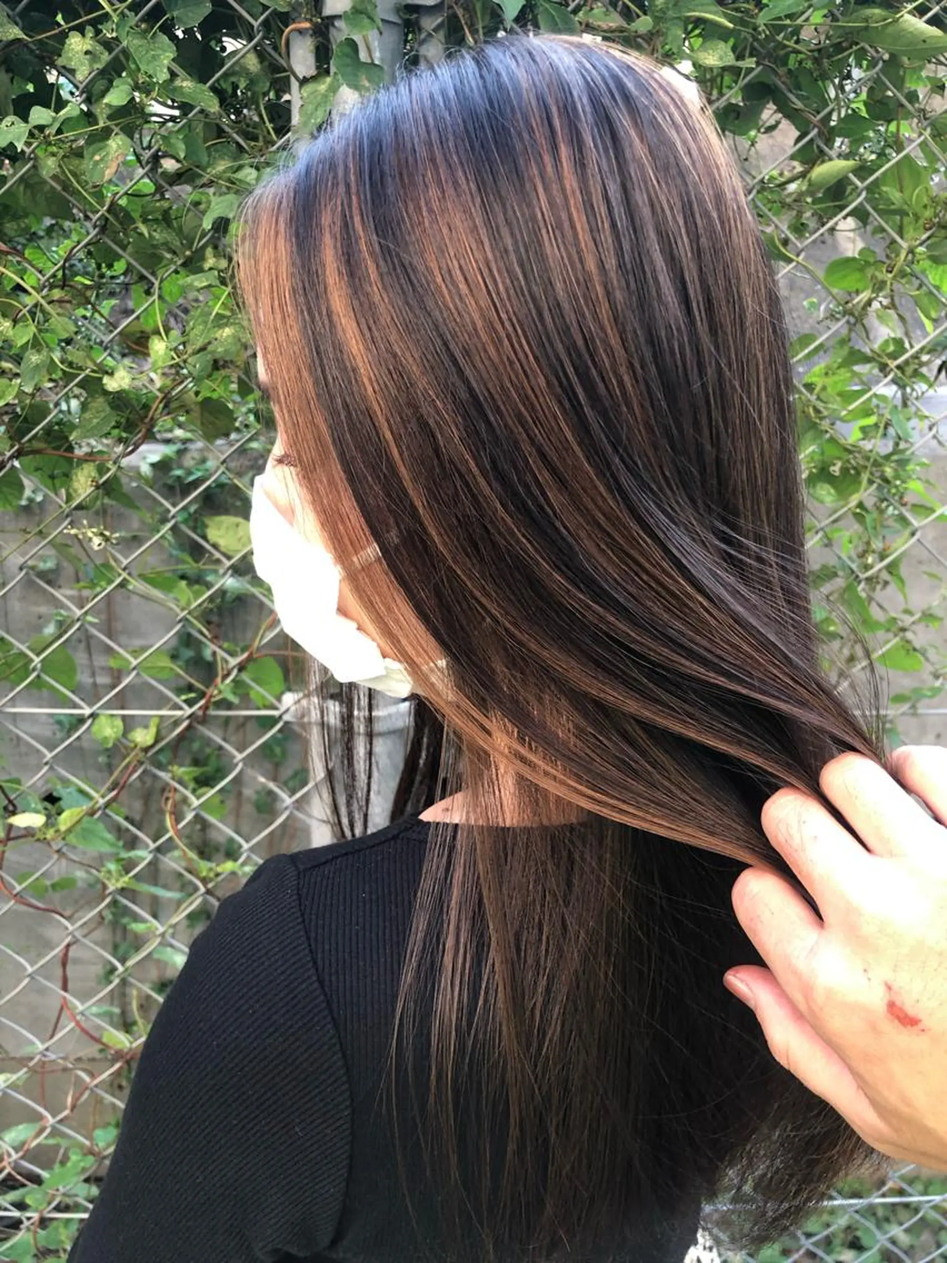 セミロング ハイライト 圧倒的美髪ストレート ツダケイタロウのヘアスタイル