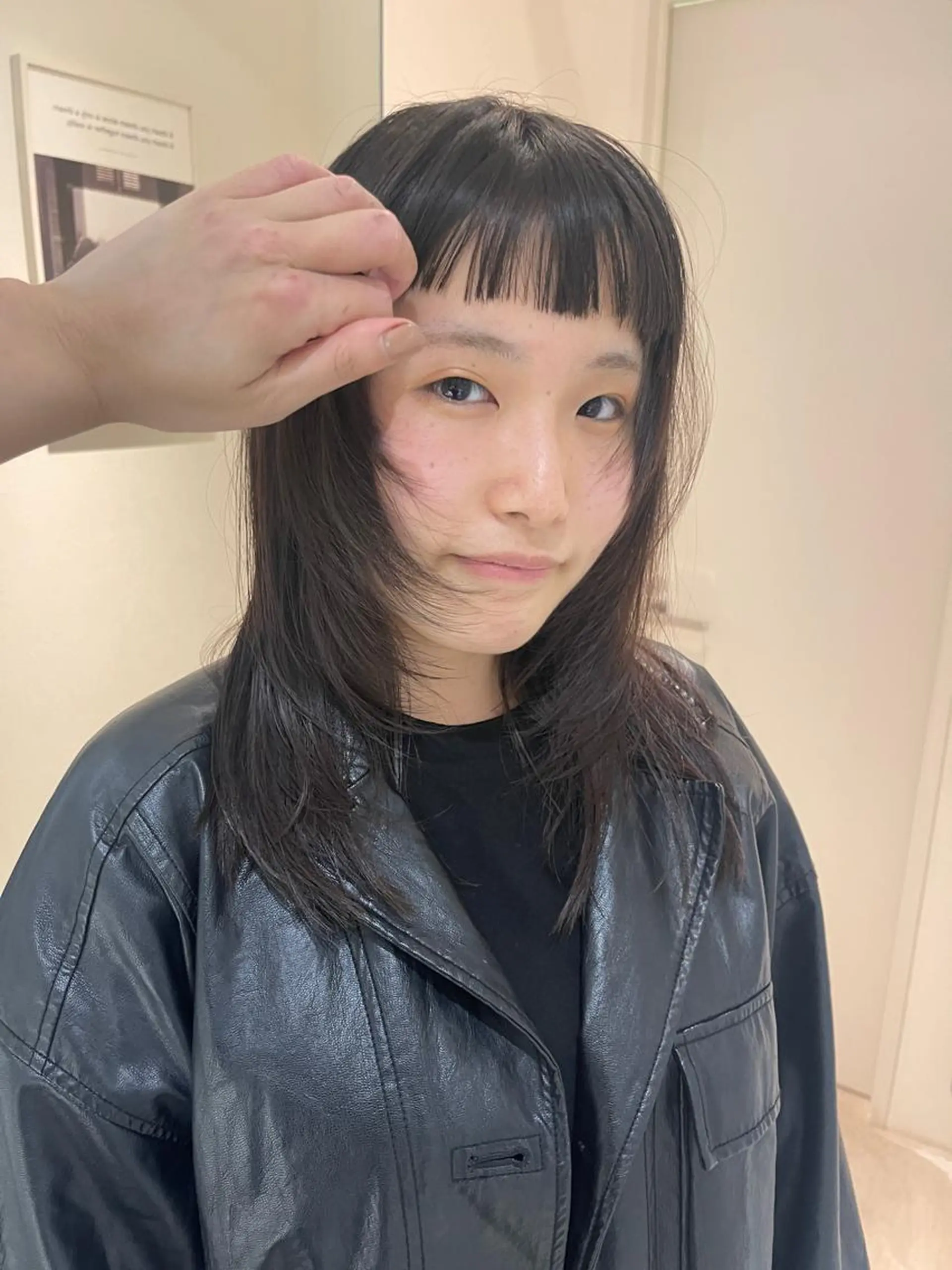 ミディアム カット ヘアカラー トリートメント oma　袮次金 鈴香のヘアスタイル