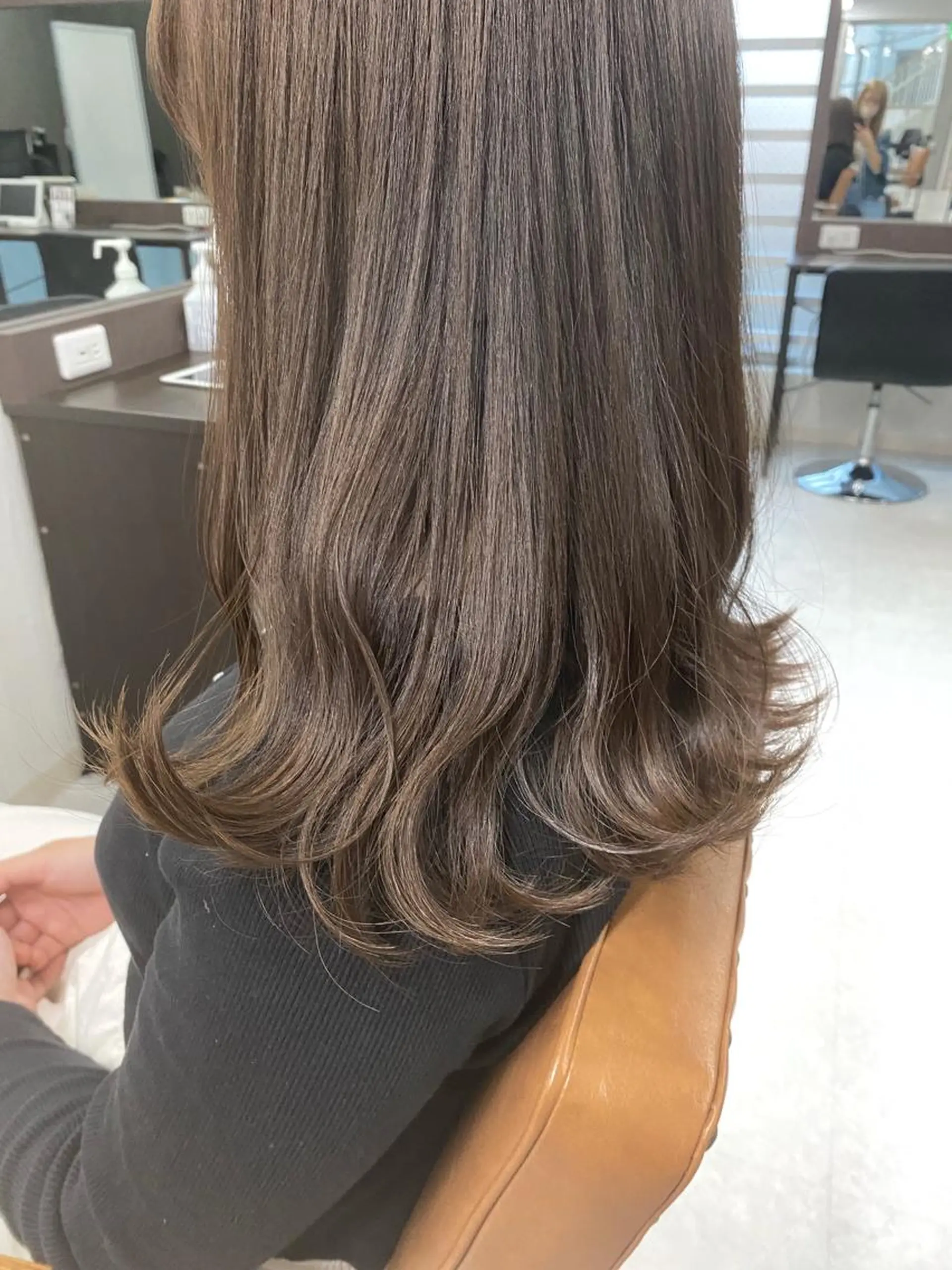 ミディアム カラー ヘアアレンジ ヘアカラー トリートメント ヘアセット 🌷FUKA🌷 まろやかハイトーンのヘアスタイル