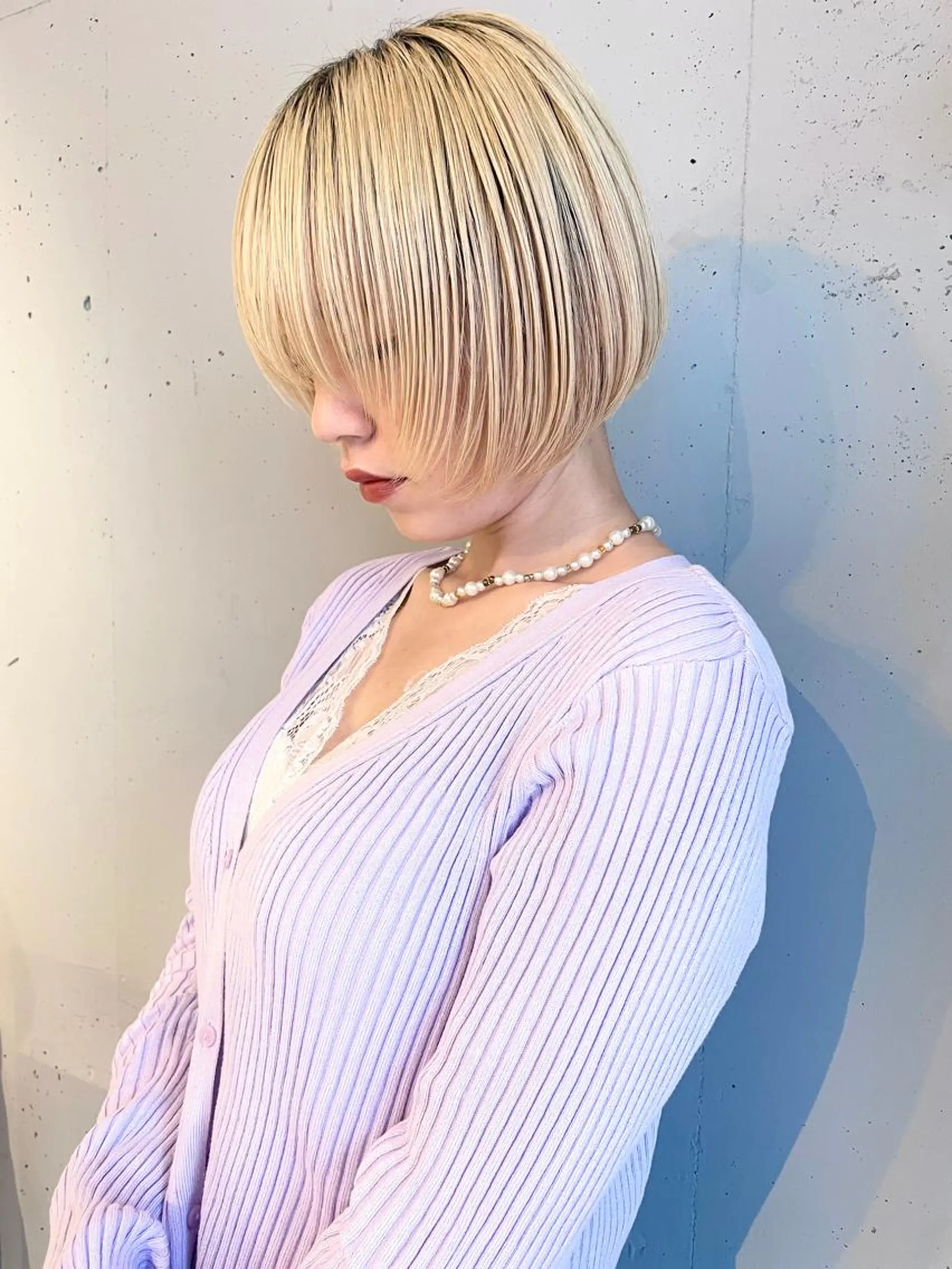 ミディアム カラー ブリーチ ZOA classic hair所属・東 みのりのヘアスタイル