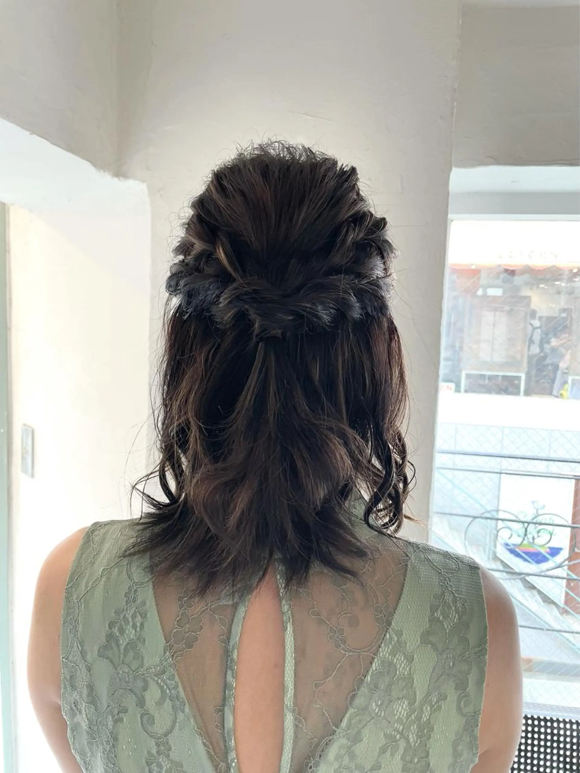 セミロング ヘアアレンジ ハーフアップ 結婚式・ブライダル ヘアセット selma est所属・ショート/韓国ヘア Moto✂︎のヘアスタイル