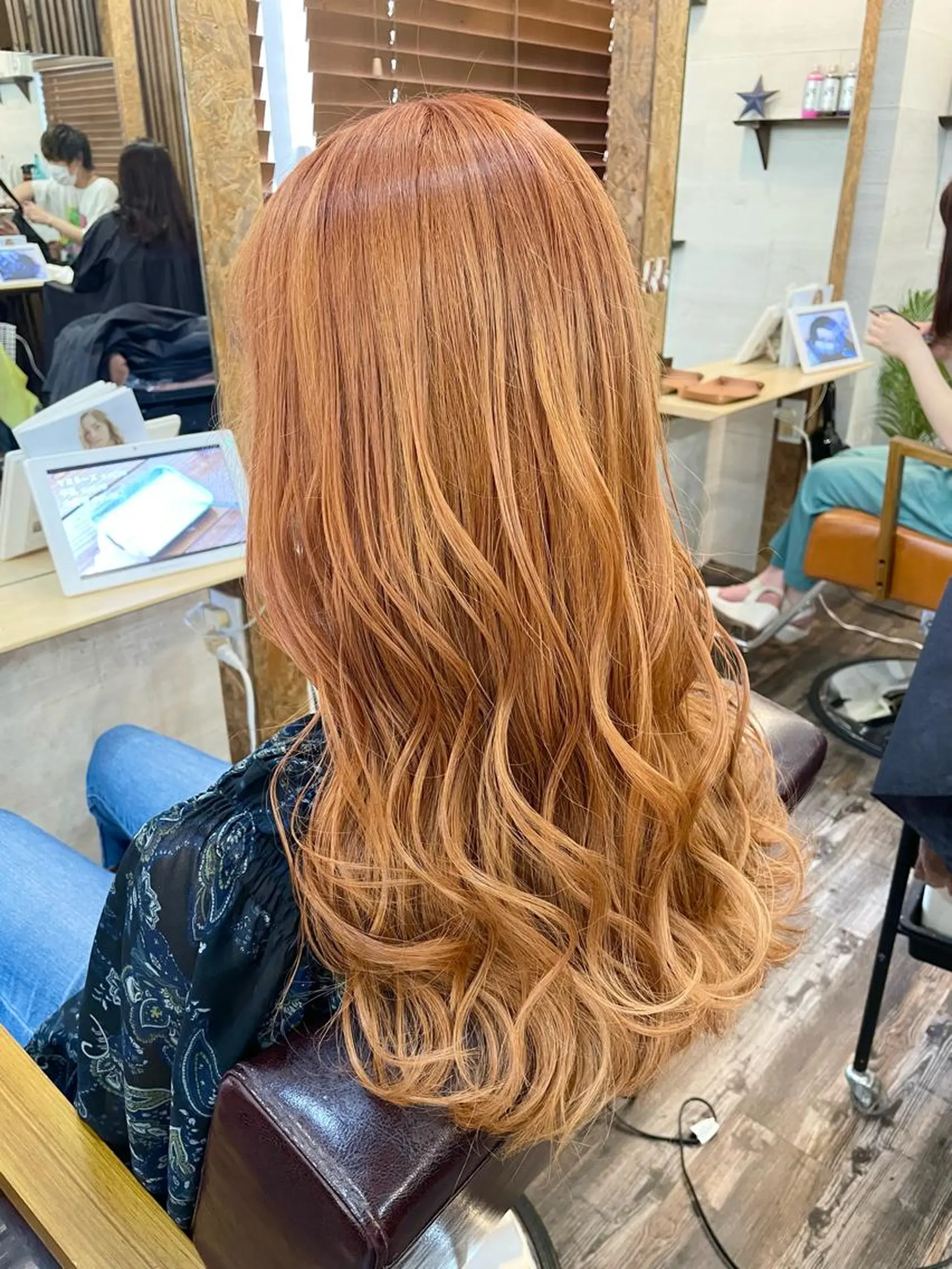 ロング カラー ヘアカラー ブリーチ毛対応酸性 ストレート🌈サキのヘアスタイル