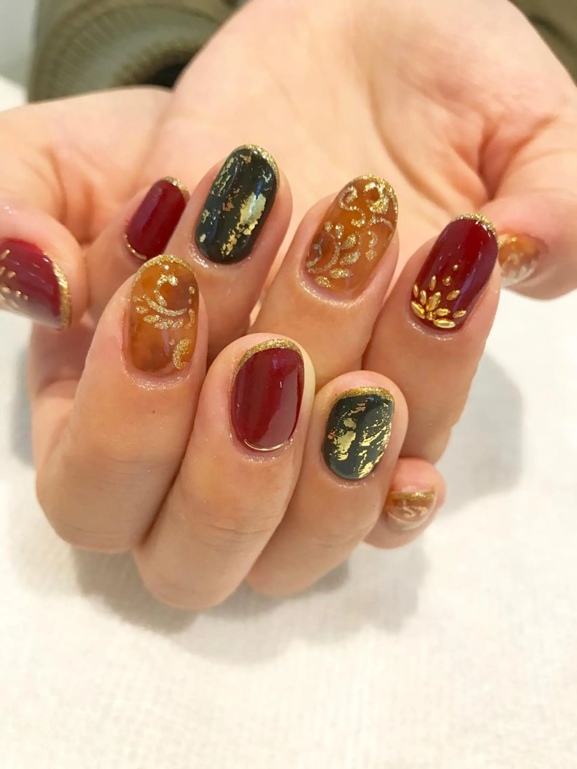 ネイル アートネイル ハンドネイル Re Pearl～コーディネートサロン～ 市駅前店所属・NARUMI HYODOのネイルデザイン