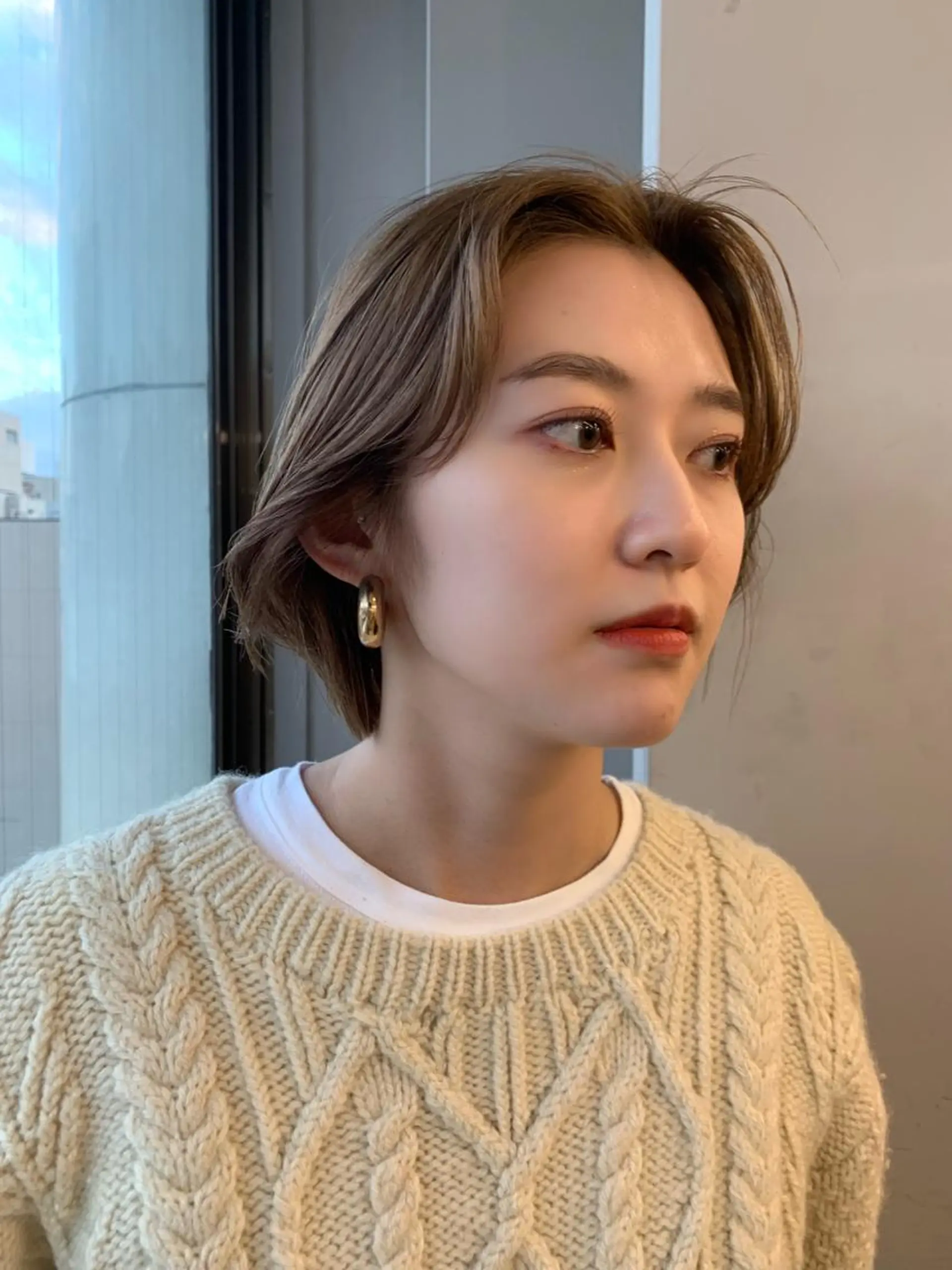 ショート カラー ベージュカラー ボブ カット ヘアカラー トリートメント 豊浦 翔太のヘアスタイル