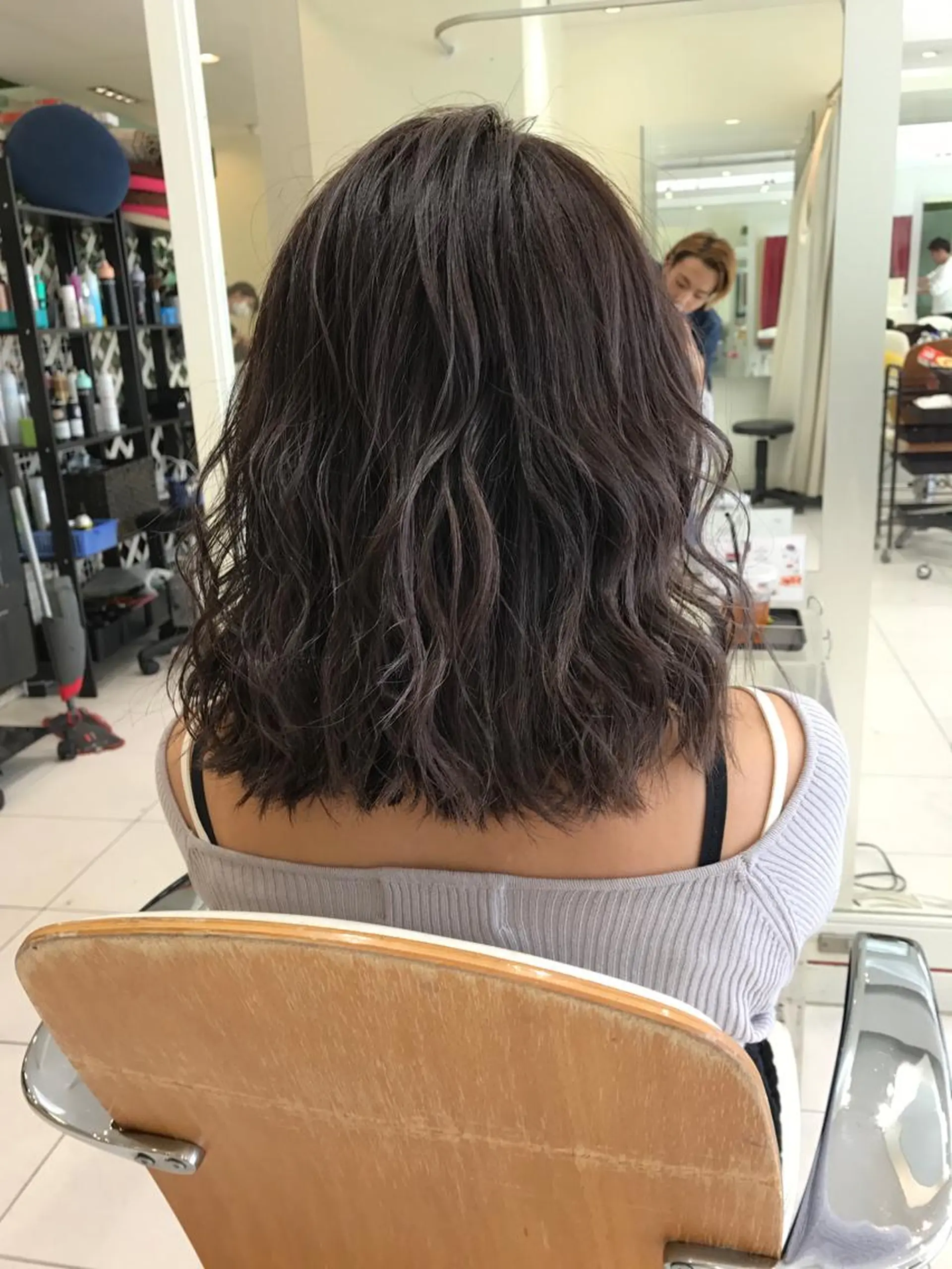 ミディアム カラー アッシュ パープルカラー パープルアッシュ D.log 大和西大寺店所属・川崎 雅大のヘアスタイル