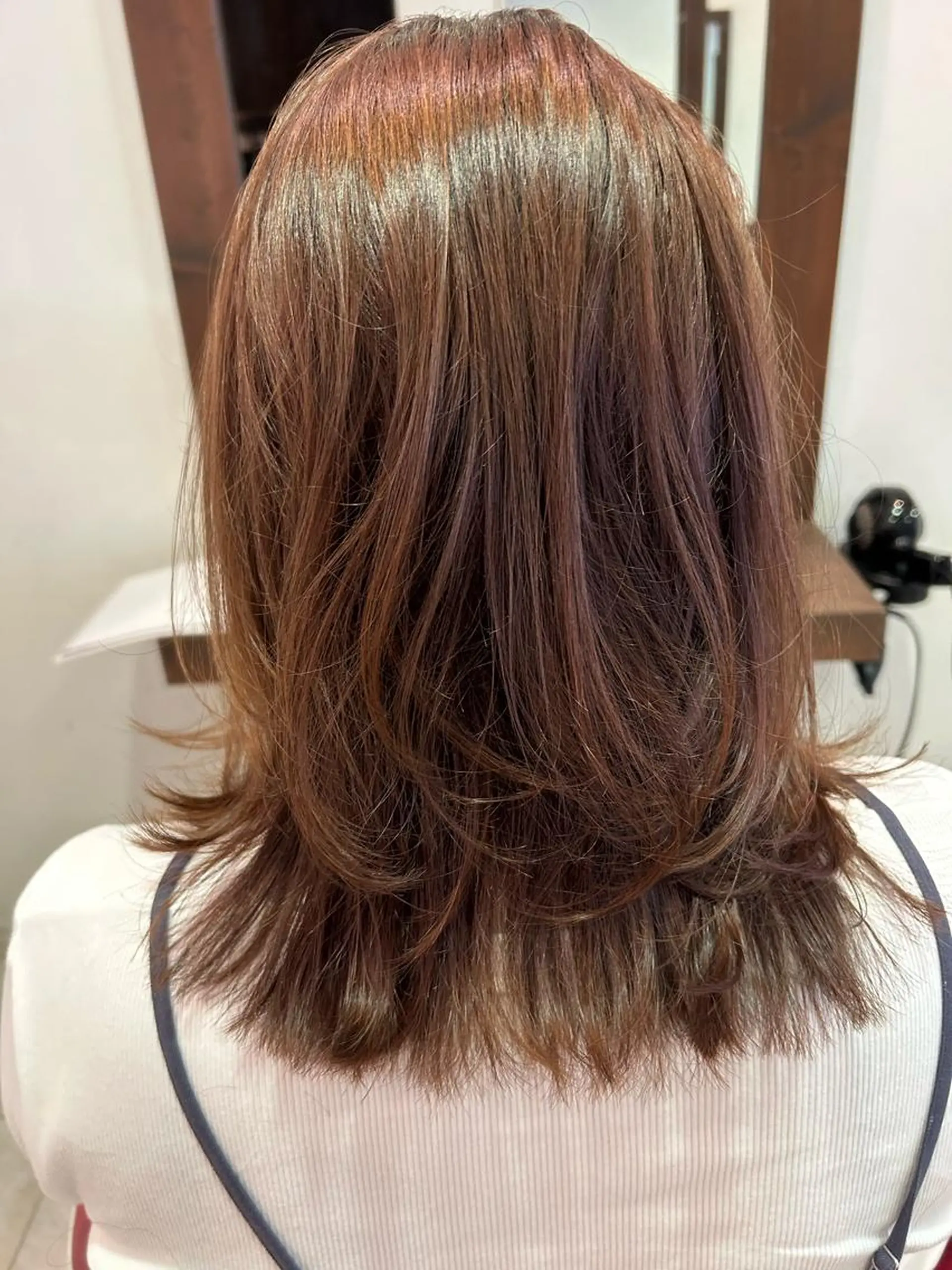 ミディアム レイヤーカット カット ヘアカラー トリートメント Hair  salon Orchid所属・✨透明感カラー✨小形 大美✨のヘアスタイル