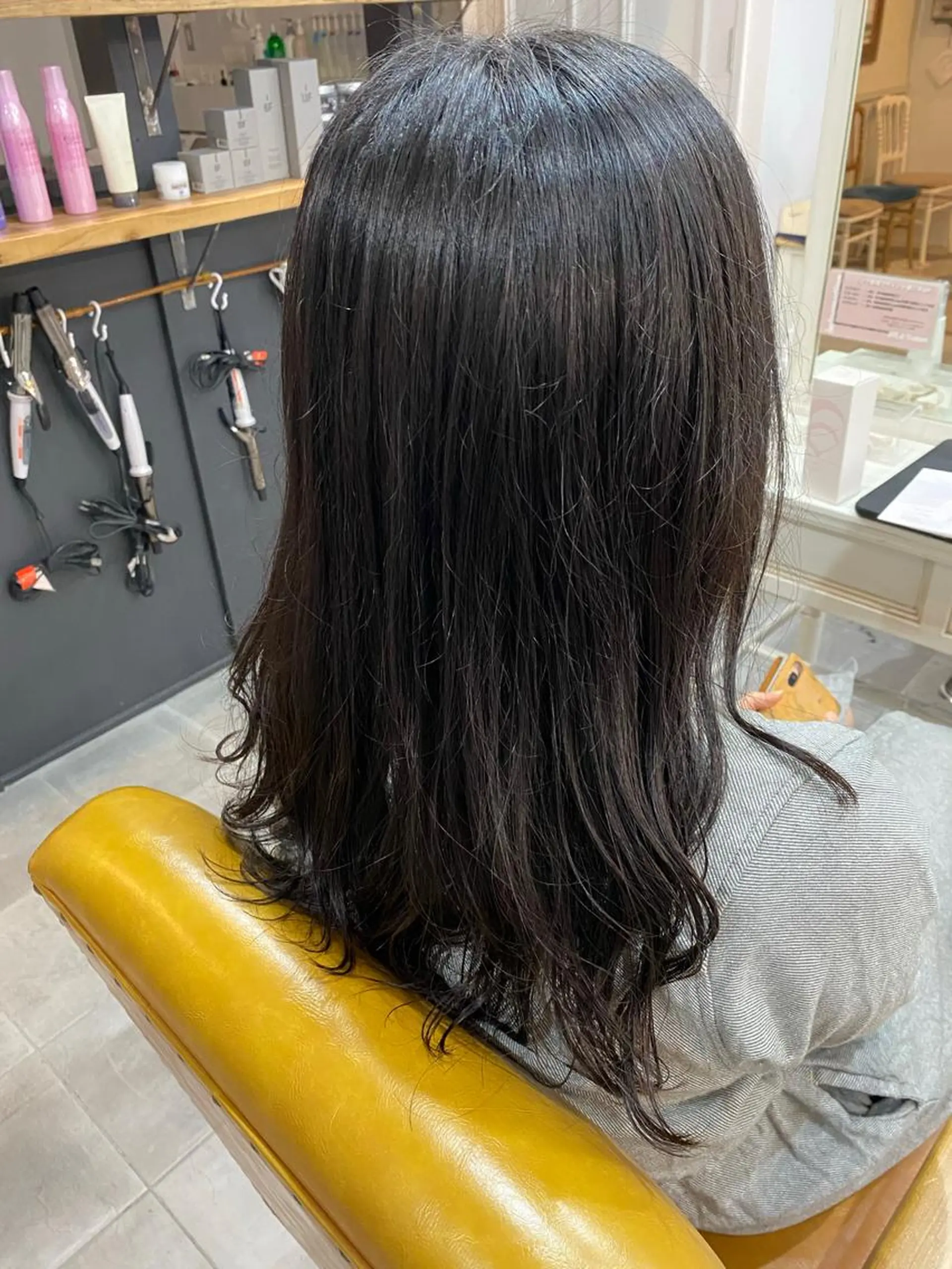 セミロング カット パーマ SHIAN立川 及川望のヘアスタイル