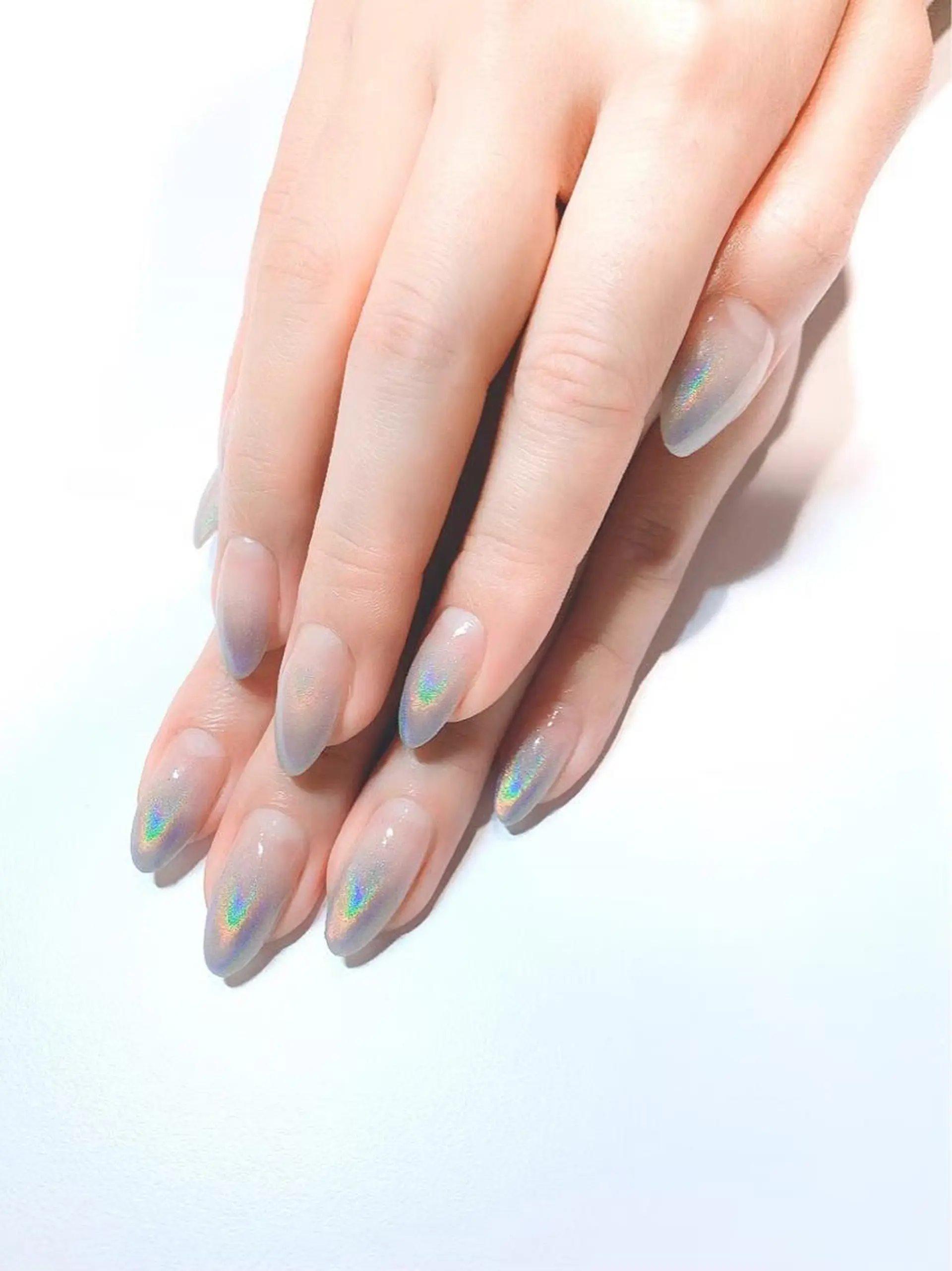 ネイル 椿森 美瑠紅の眉毛・アイブロウイメージ